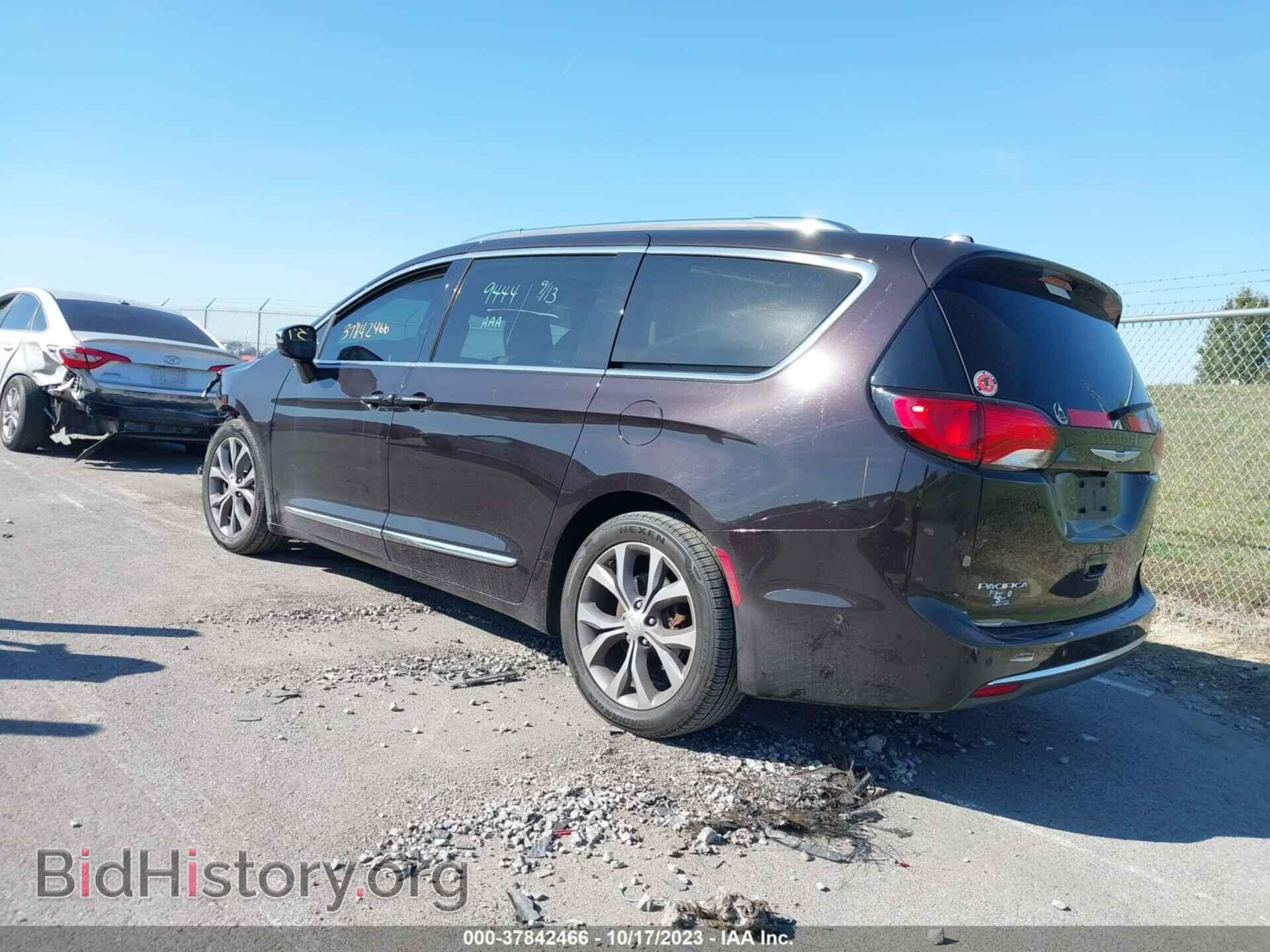 2018 CHRYSLER PACIFICA - VIN: 2C4RC1GGXJR289290 - Фото 3
