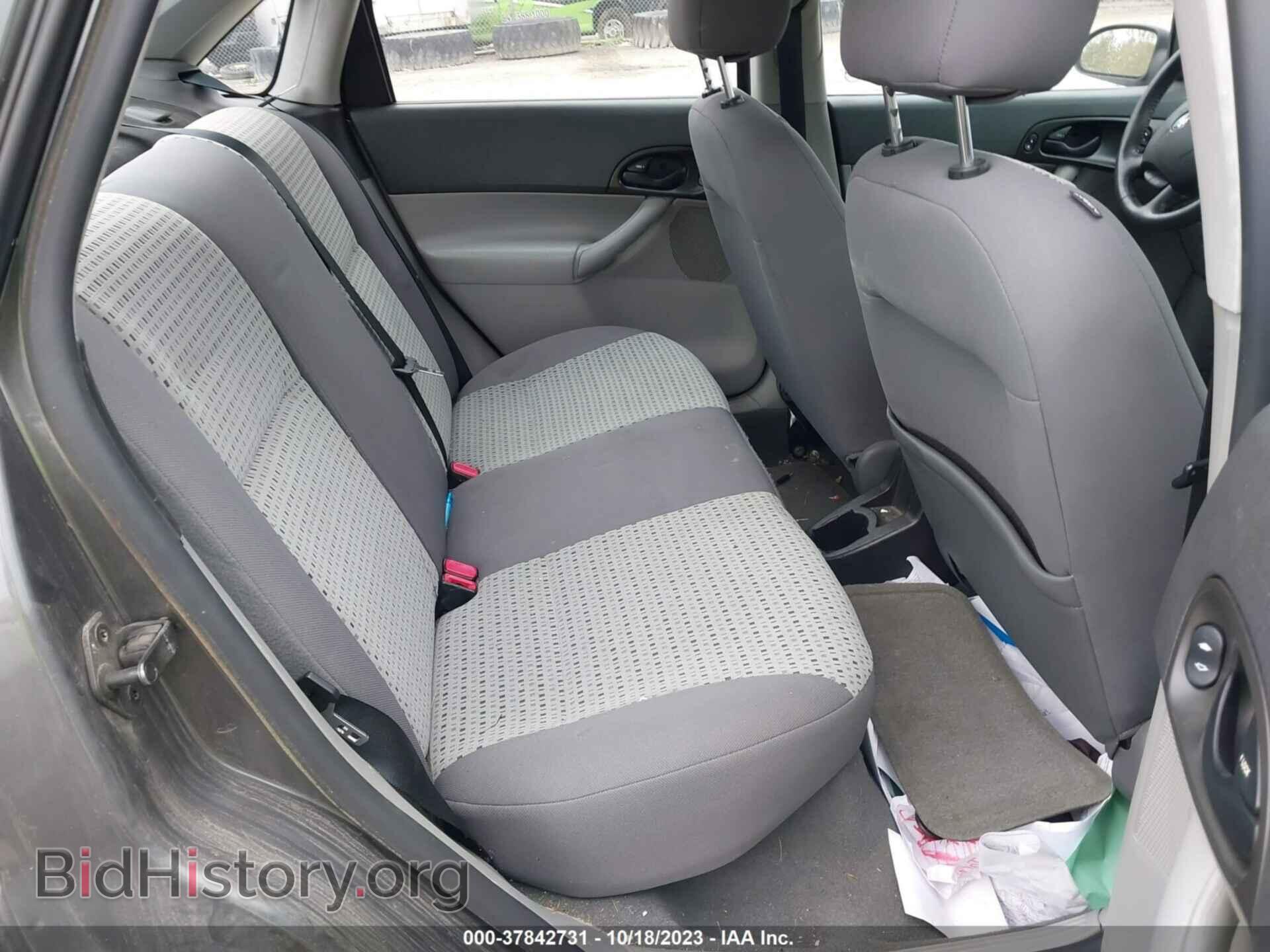 2007 FORD FOCUS - VIN: 1FAHP34N87W227181 - Фото 8
