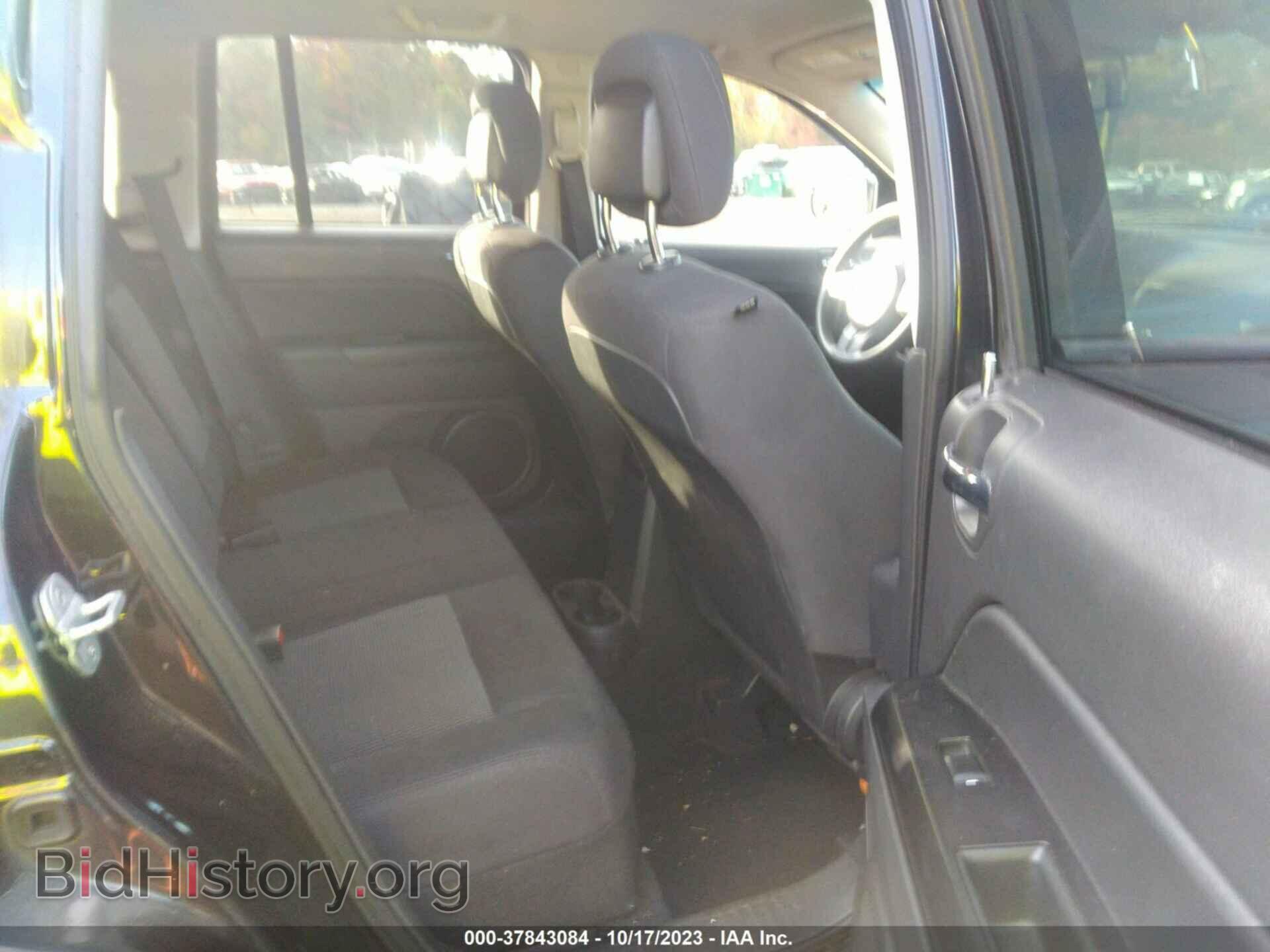 2011 JEEP COMPASS - VIN: 1J4NT1FBXBD181089 - Photo 8