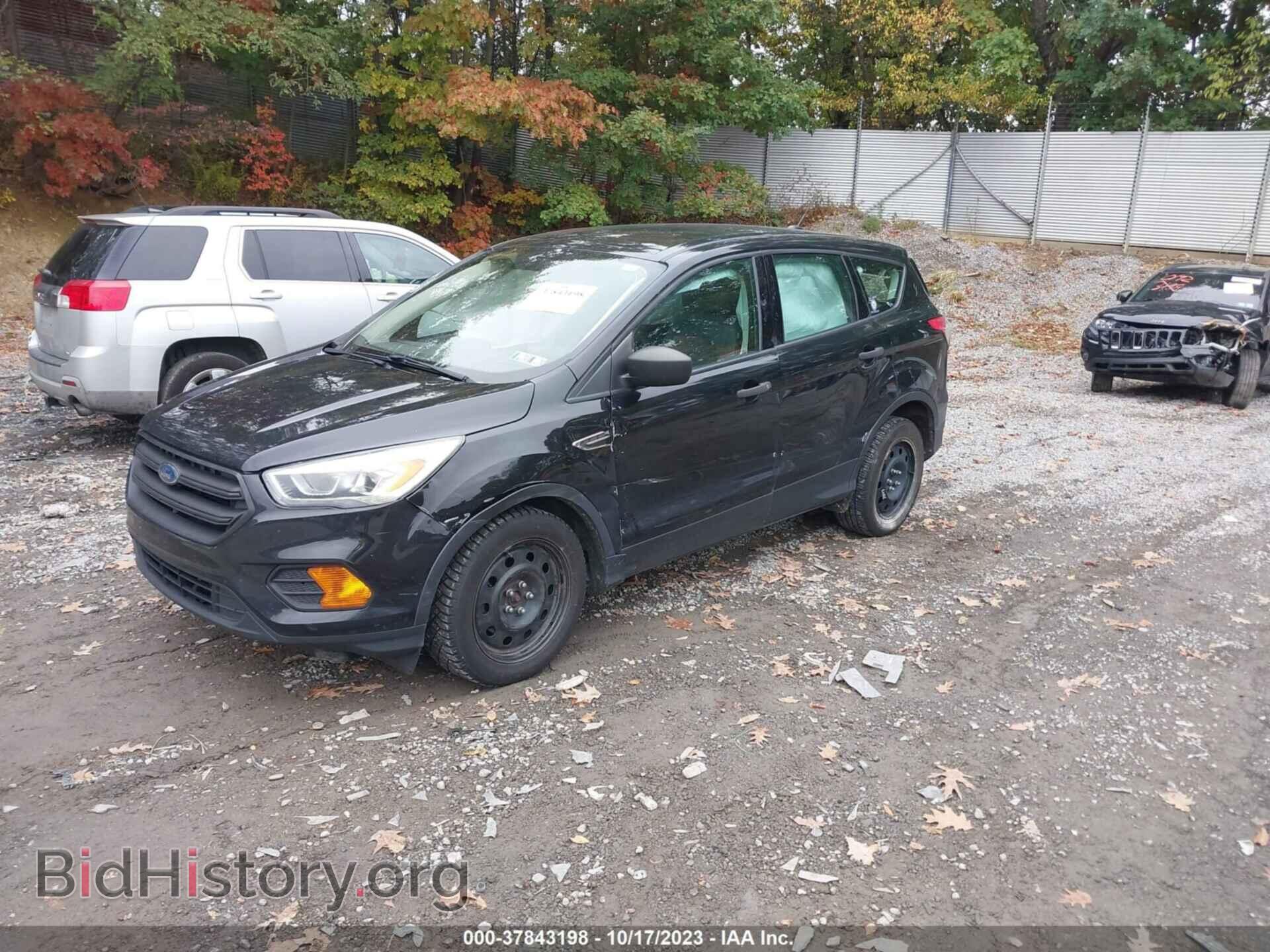 2017 FORD ESCAPE - VIN: 1FMCU0F71HUC93865 - Фото 2