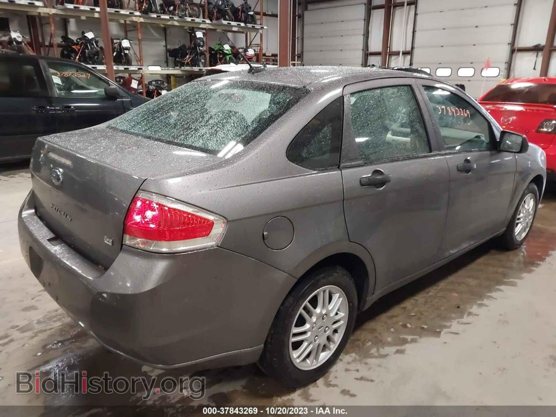 2011 FORD FOCUS - VIN: 1FAHP3FN8BW147367 - Фото 4