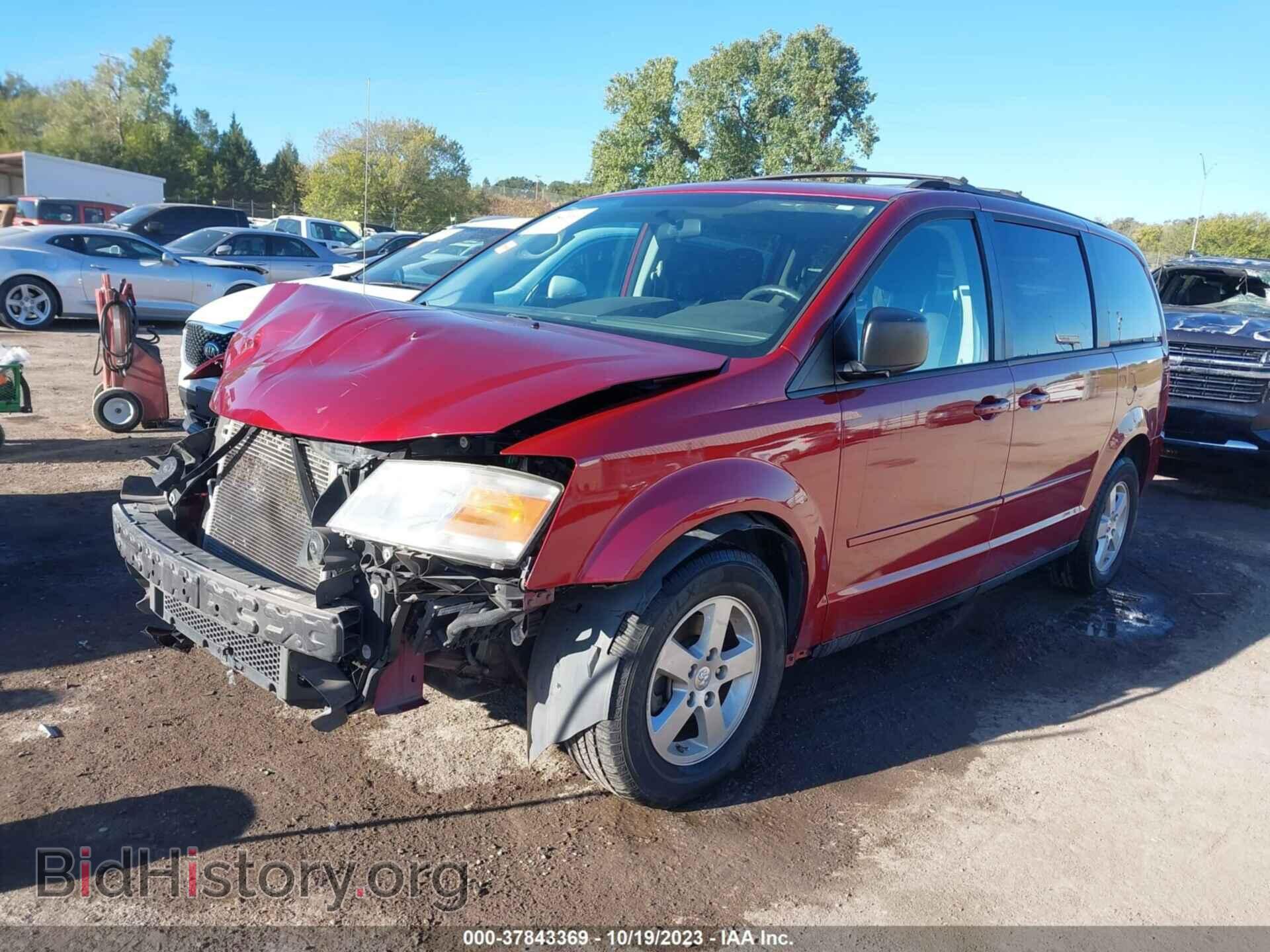 2010 DODGE GRAND CARAVAN - VIN: 2D4RN3D11AR440252 - Фото 2
