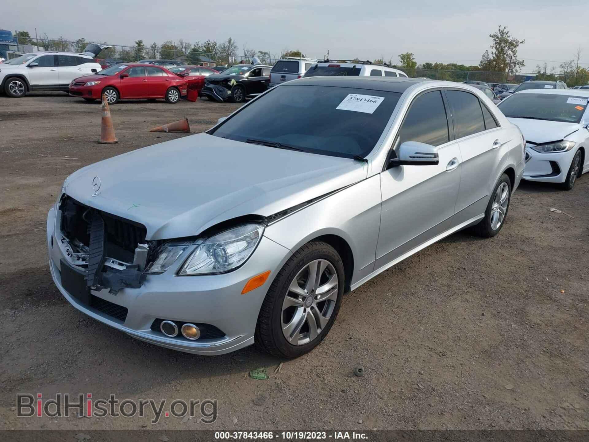 2011 MERCEDES-BENZ E-CLASS - VIN: WDDHF8HB8BA500965 - Фото 2