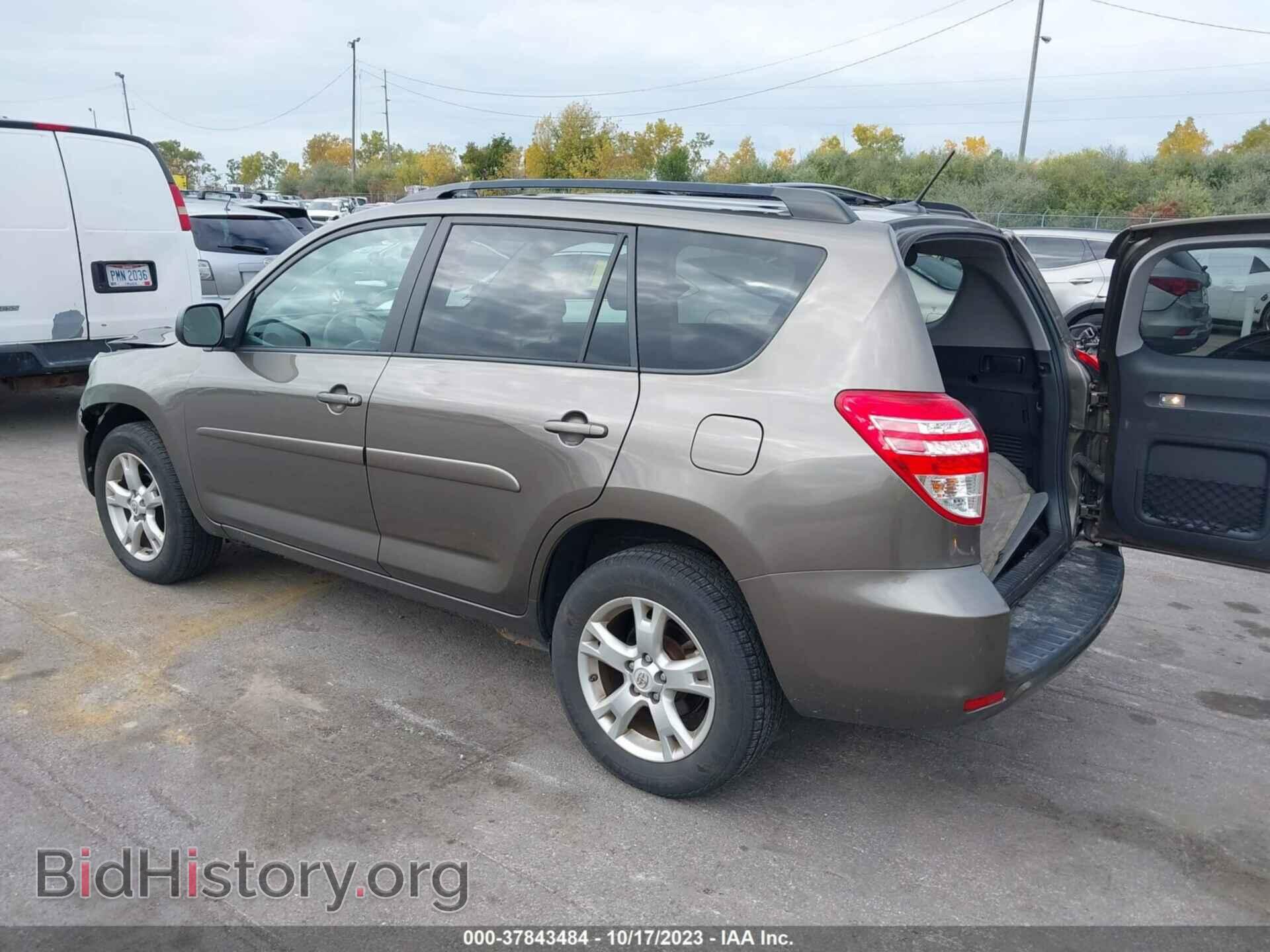 2011 TOYOTA RAV4 - VIN: 2T3BF4DV9BW103159 - Фото 3
