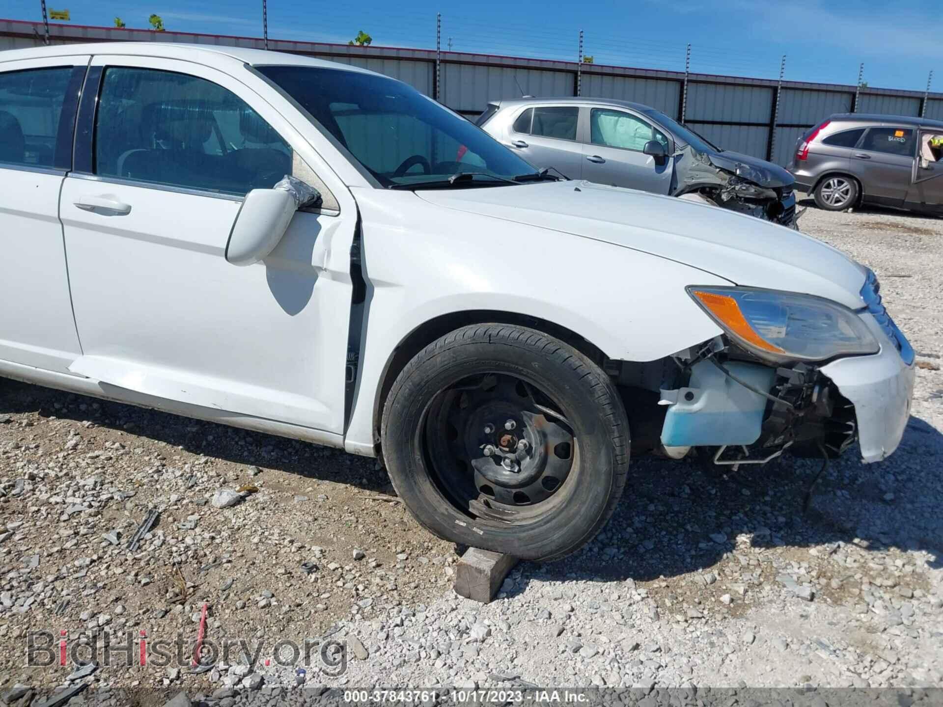 2014 CHRYSLER 200 - VIN: 1C3CCBAB0EN237232 - Фото 6