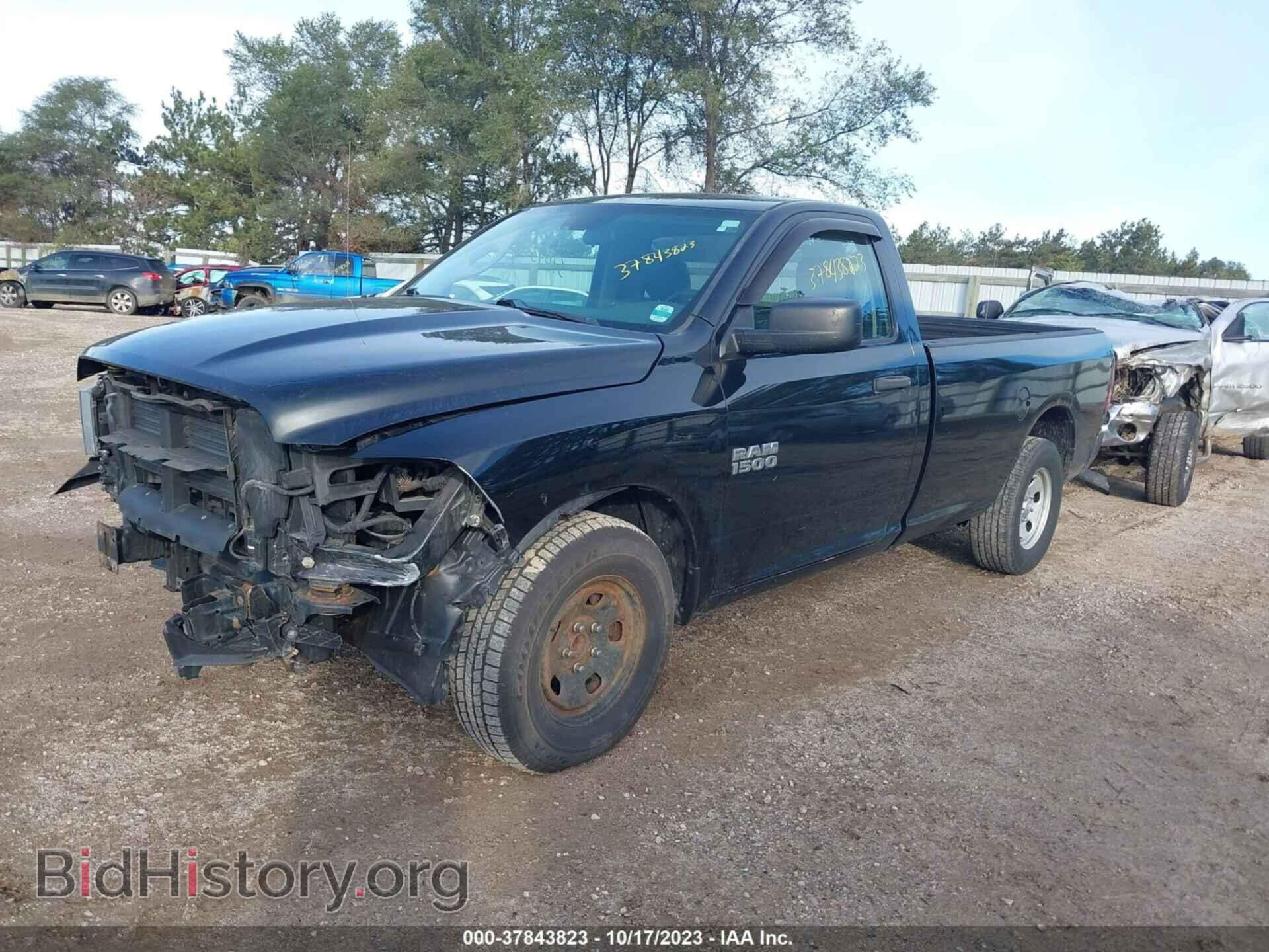 2014 RAM 1500 - VIN: 3C6JR6DGXEG121701 - Фото 2