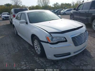 2012 Chrysler 300, белый — VIN 2C3CCAAG9CH195364, IAAI