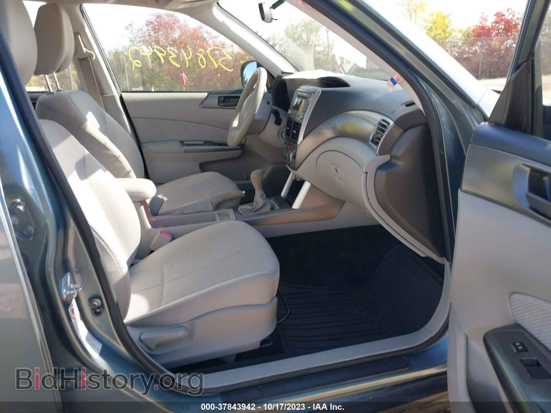 2011 SUBARU FORESTER - VIN: JF2SHBBC2BG774461 - Фото 5