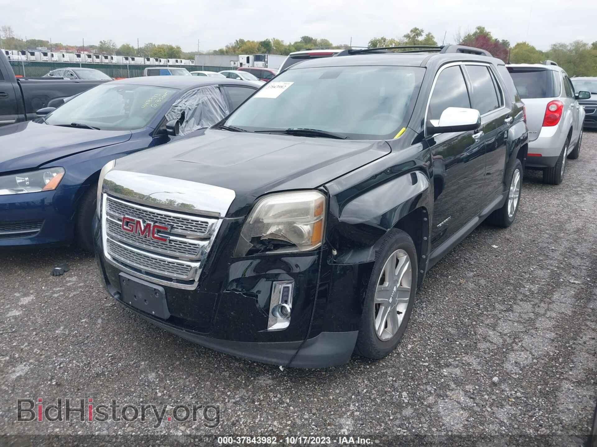 2011 GMC TERRAIN - VIN: 2CTALSEC6B6243028 - Фото 2