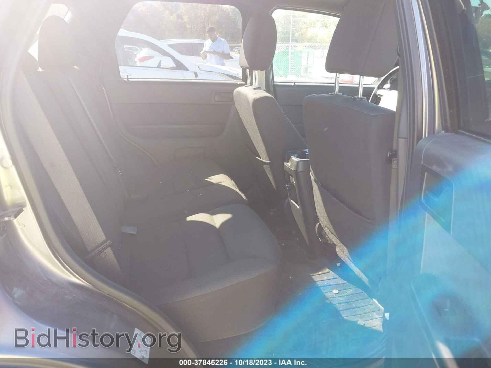 2012 FORD ESCAPE - VIN: 1FMCU9DG7CKC36727 - Фото 8