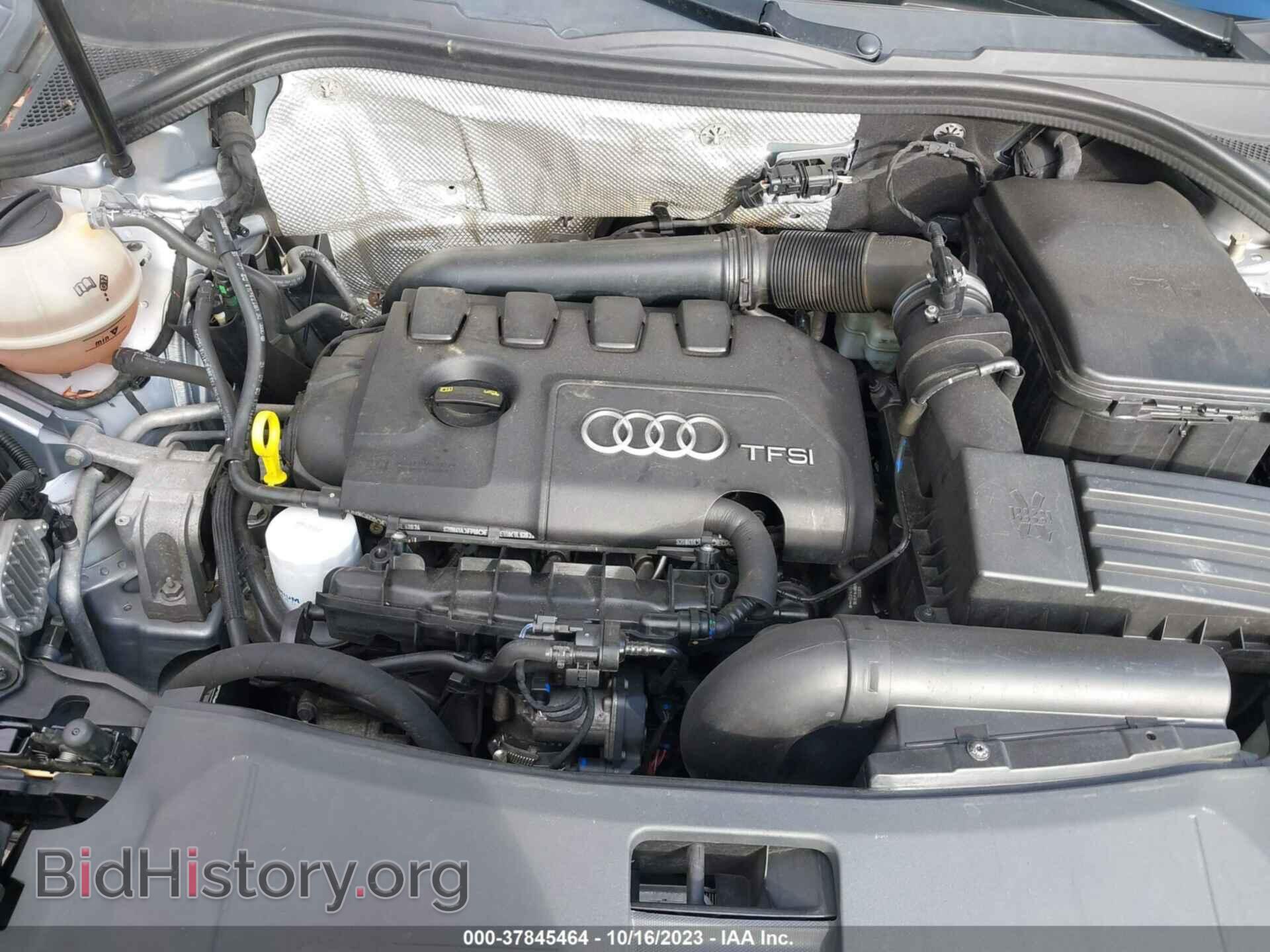2016 AUDI Q3 - VIN: WA1BFCFS2GR010675 - Photo 10