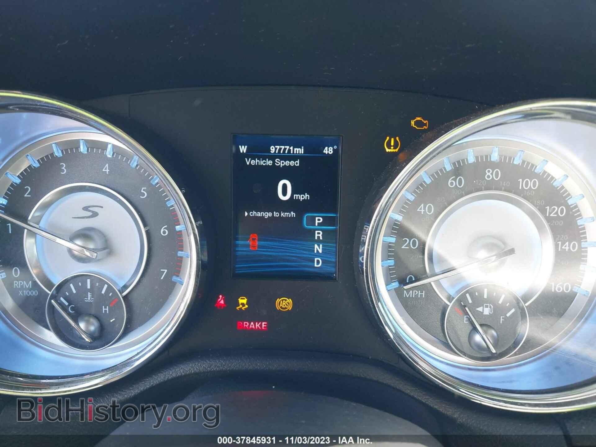 2014 CHRYSLER 300 - VIN: 2C3CCABT6EH145262 - Фото 7