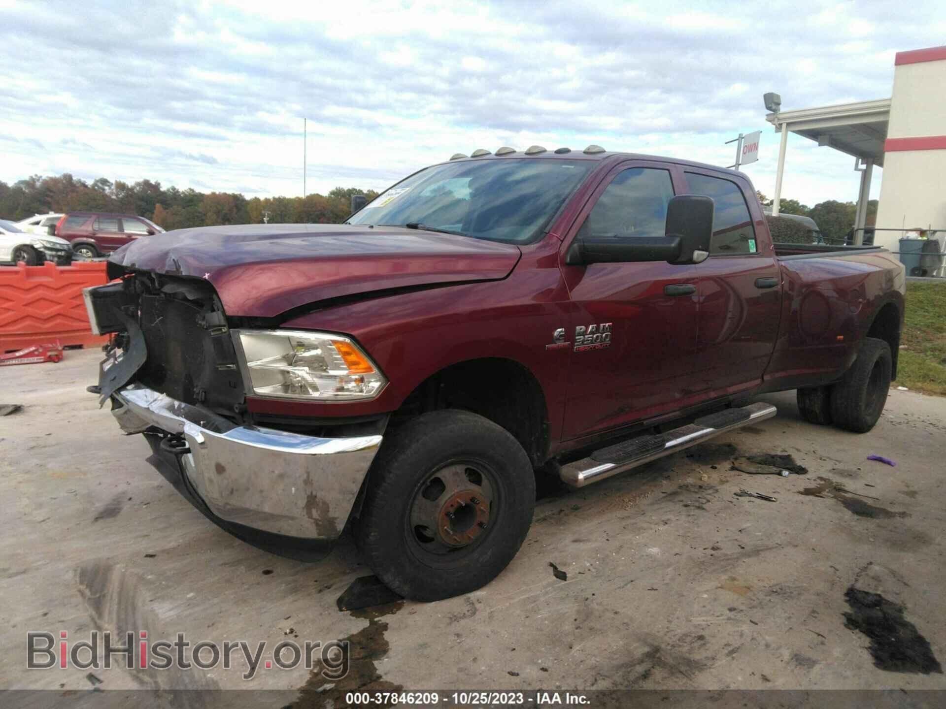 2017 RAM 3500 - VIN: 3C63RRGLXHG528862 - Photo 2