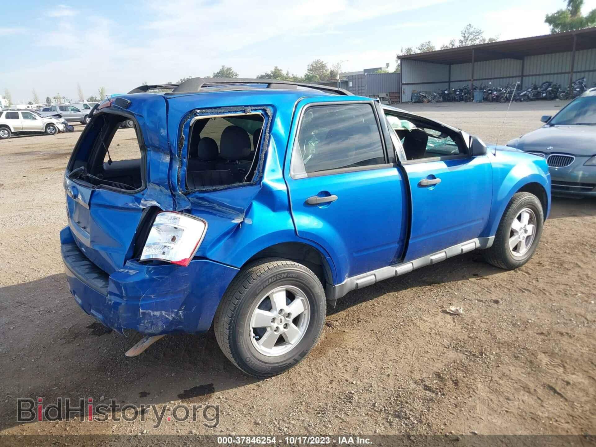 2011 FORD ESCAPE - VIN: 1FMCU0D74BKA74632 - Фото 4