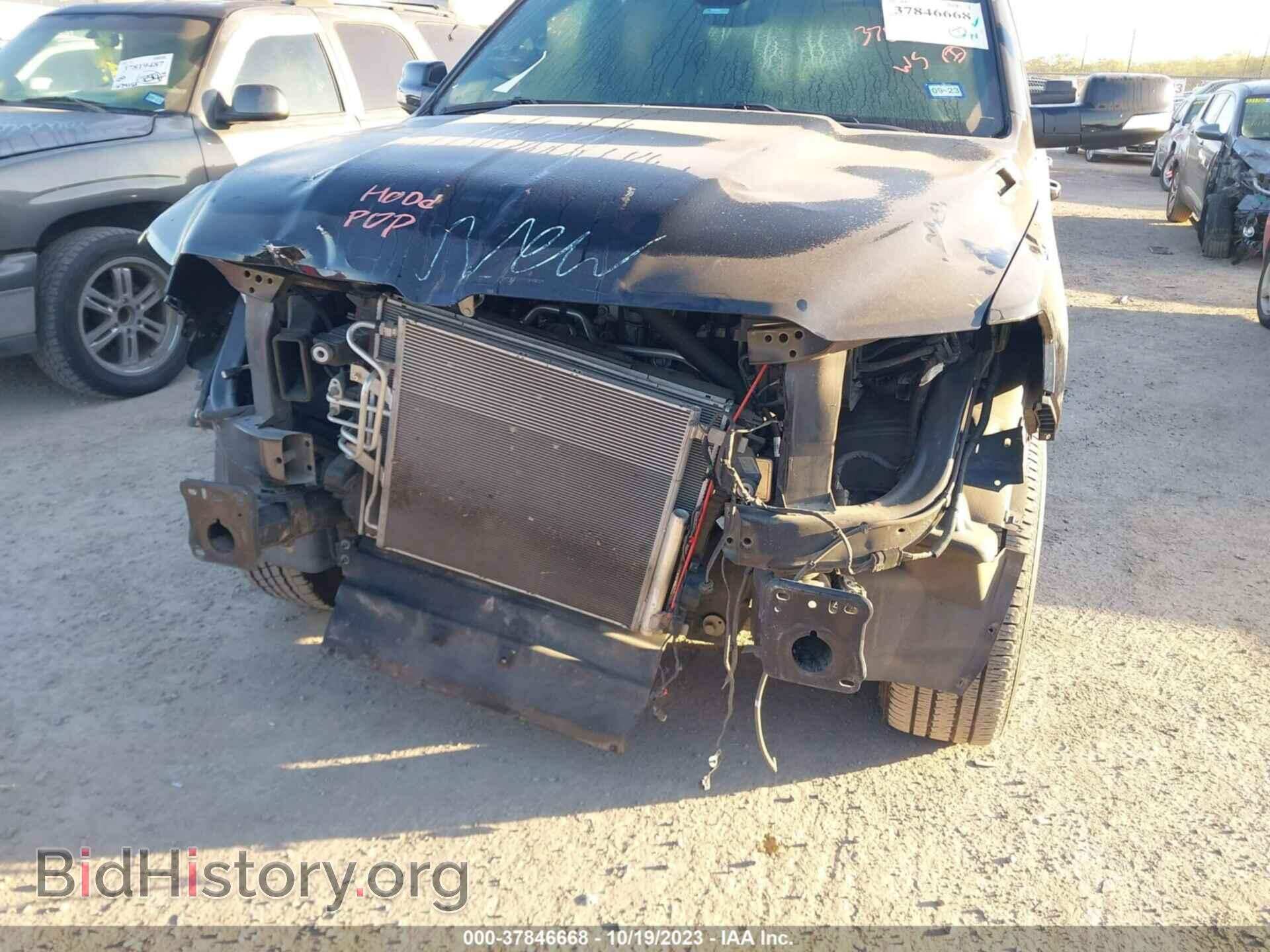 2020 RAM 1500 - VIN: 1C6SRFFTXLN399646 - Фото 6