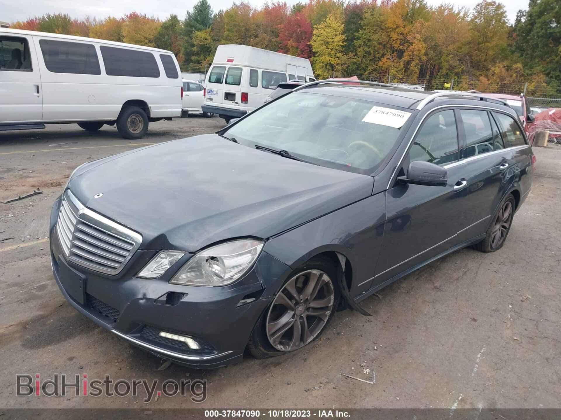 2011 MERCEDES-BENZ E-CLASS - VIN: WDDHH8HB2BA230352 - Фото 2
