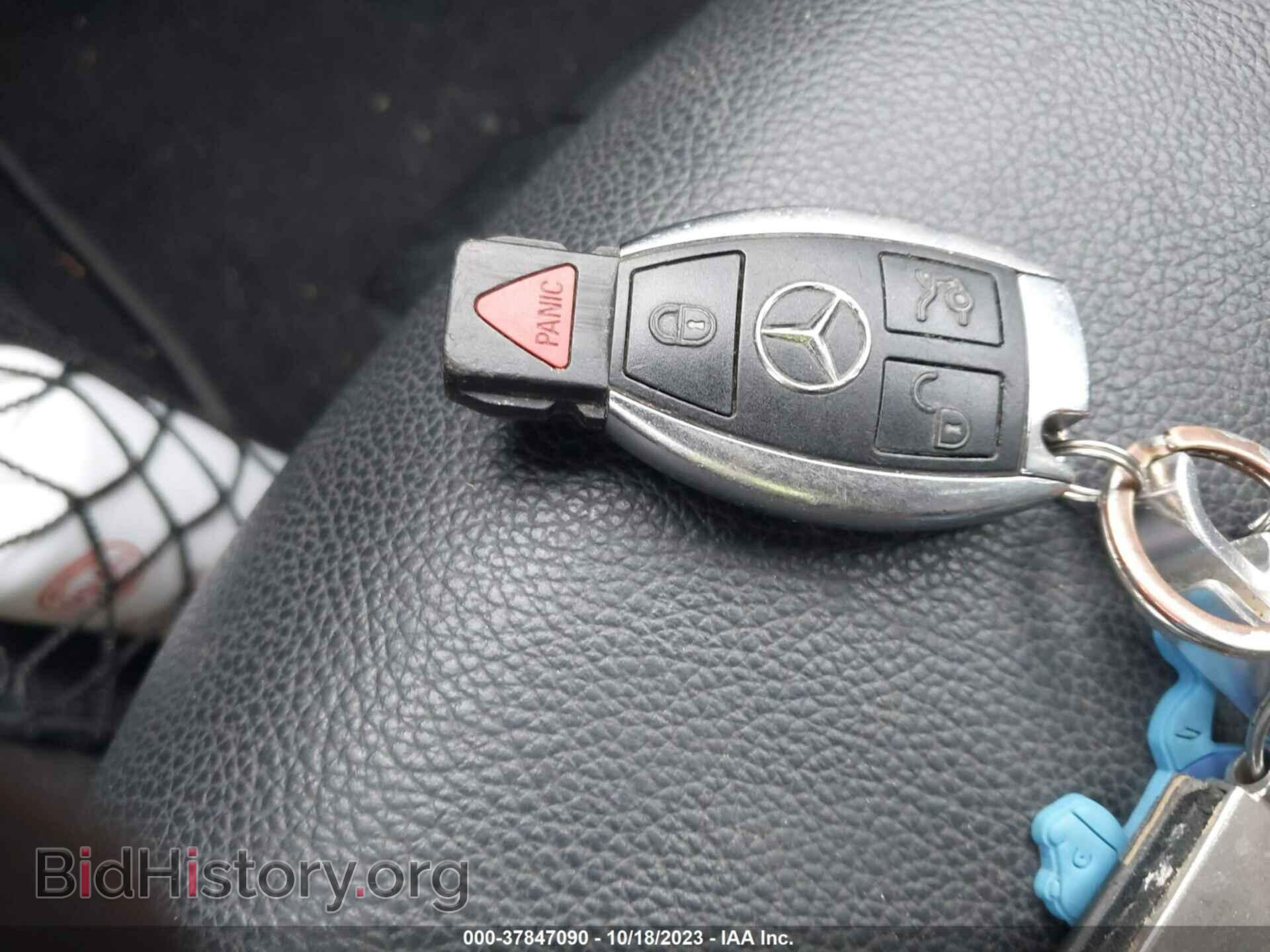 2011 MERCEDES-BENZ E-CLASS - VIN: WDDHH8HB2BA230352 - Фото 11
