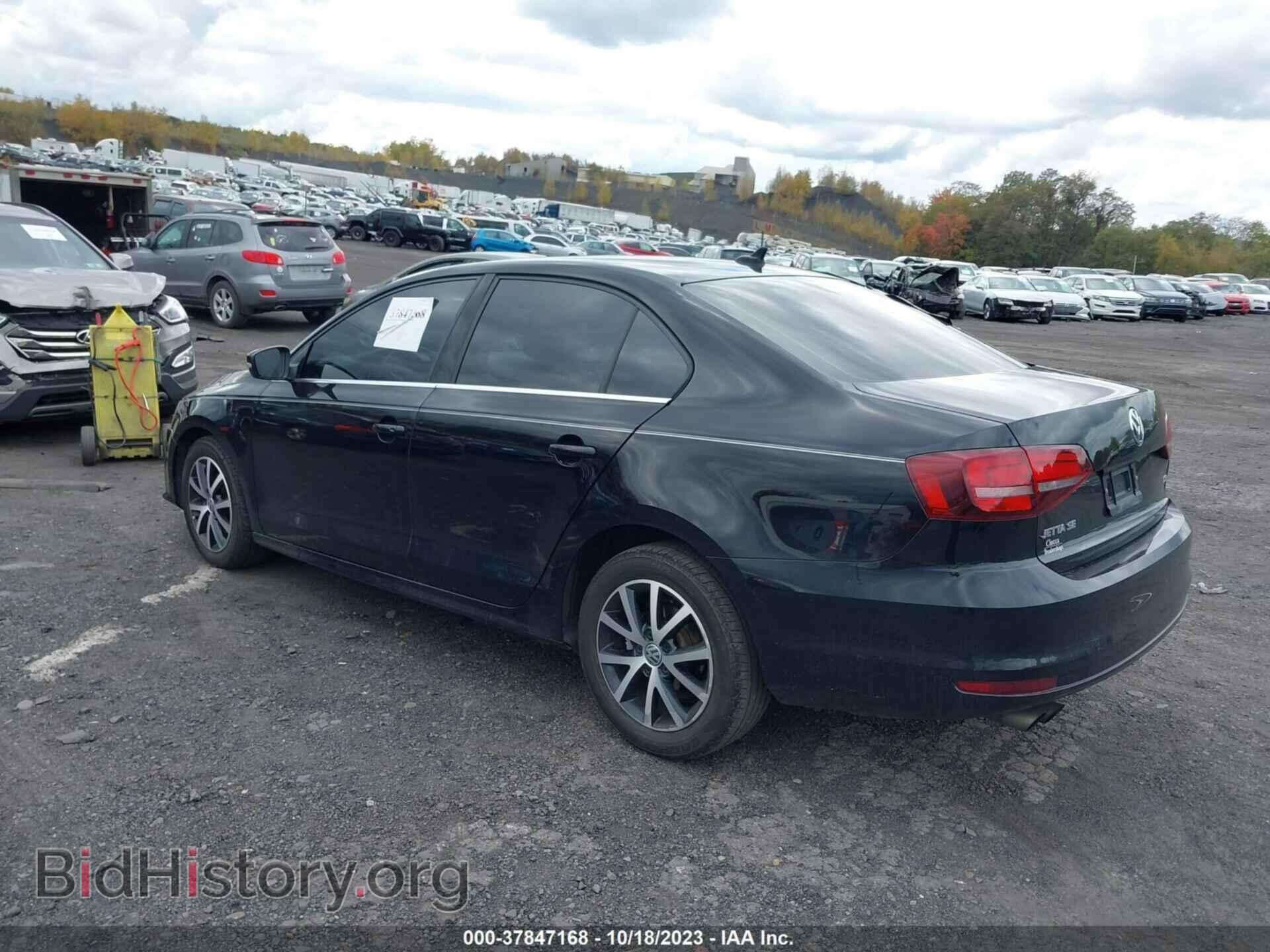 2017 VOLKSWAGEN JETTA - VIN: 3VWDB7AJ7HM298337 - Фото 3