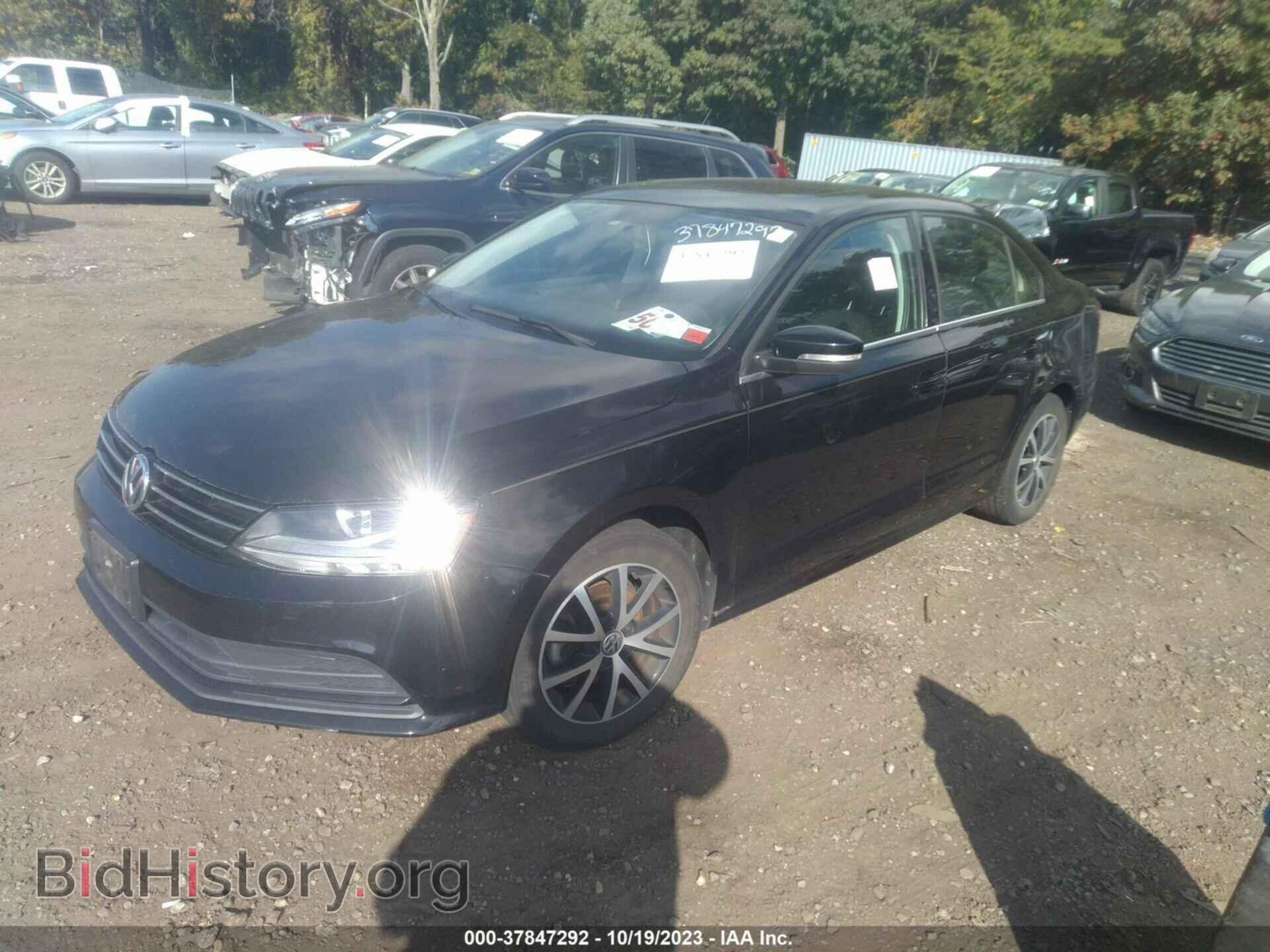 2017 VOLKSWAGEN JETTA - VIN: 3VWDB7AJ1HM386395 - Фото 2