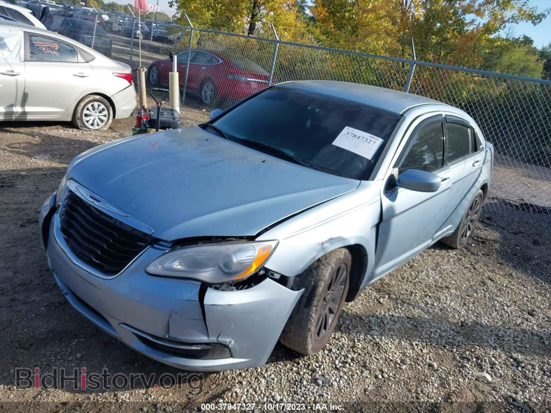 2014 CHRYSLER 200 - VIN: 1C3CCBBB4EN159407 - Photo 2