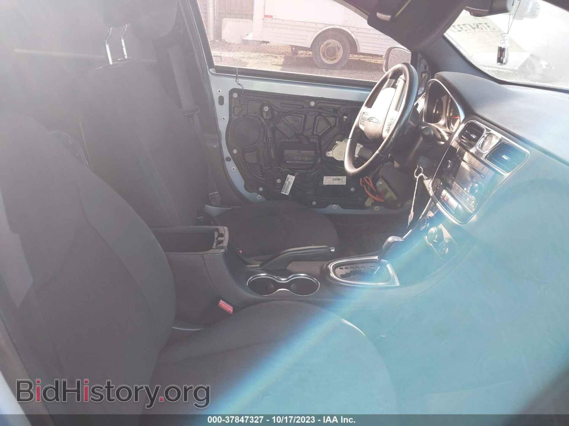 2014 CHRYSLER 200 - VIN: 1C3CCBBB4EN159407 - Photo 5