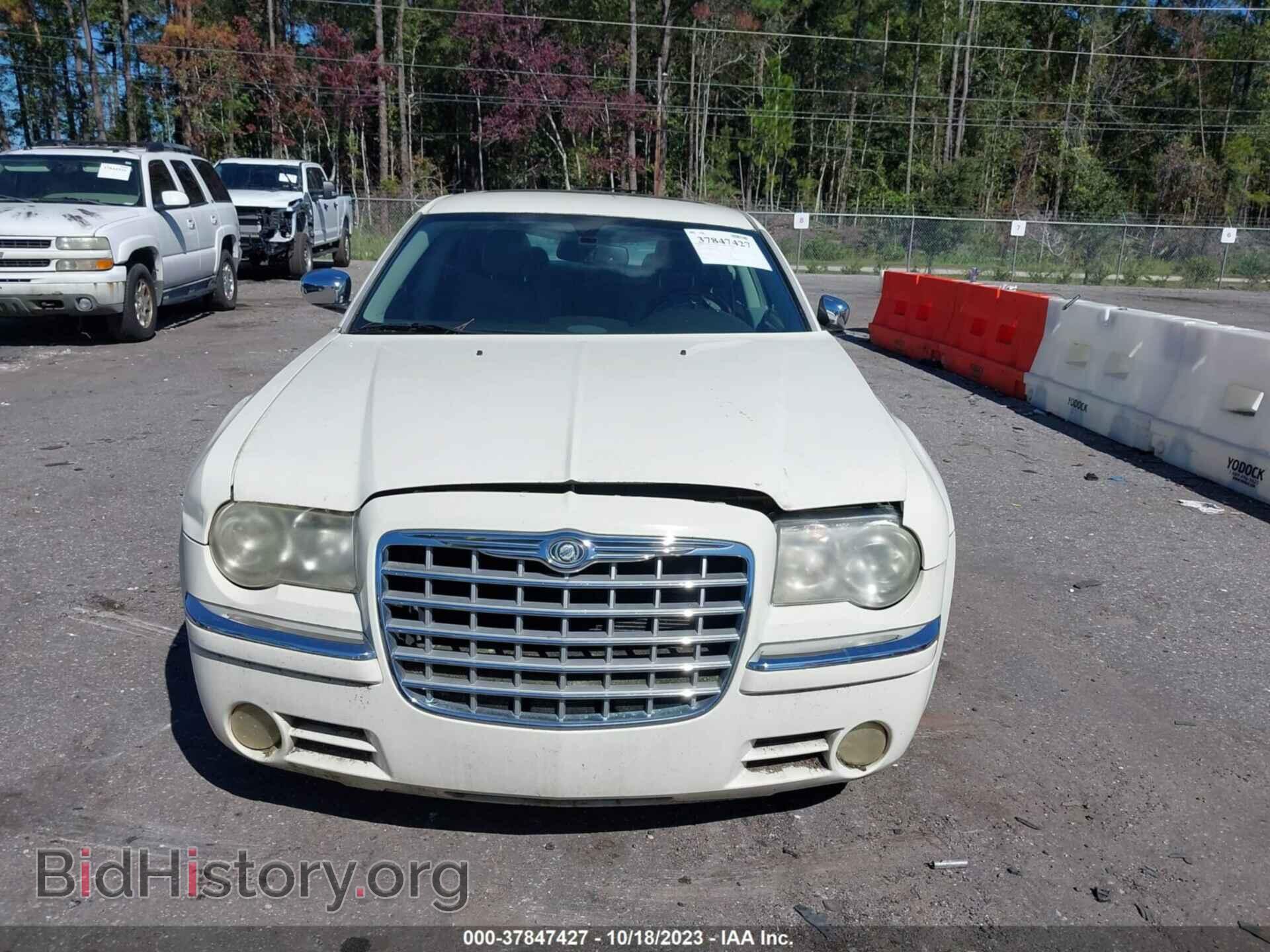 2006 CHRYSLER 300 - VIN: 2C3KA63H66H282504 - Фото 6