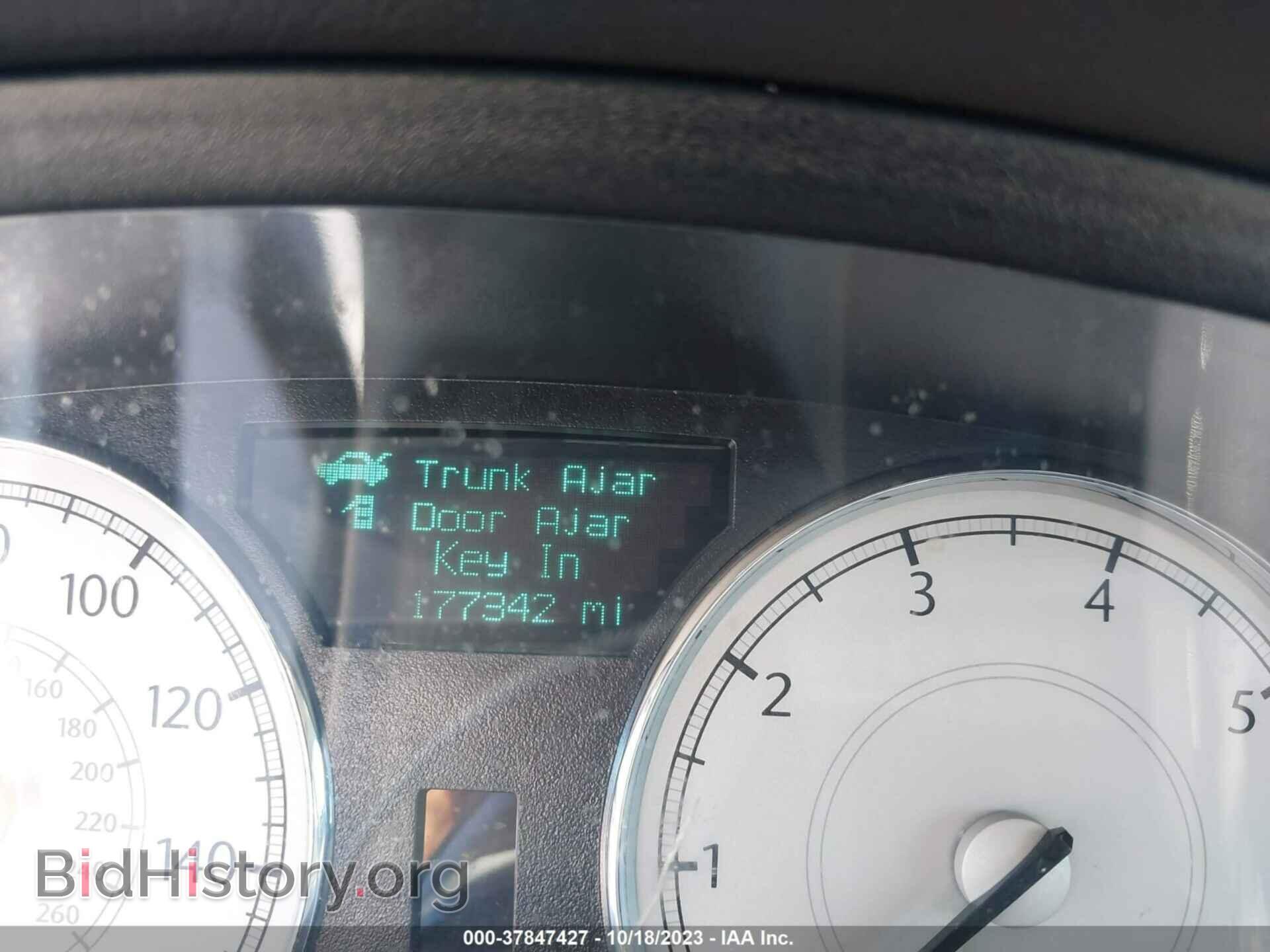 2006 CHRYSLER 300 - VIN: 2C3KA63H66H282504 - Фото 7