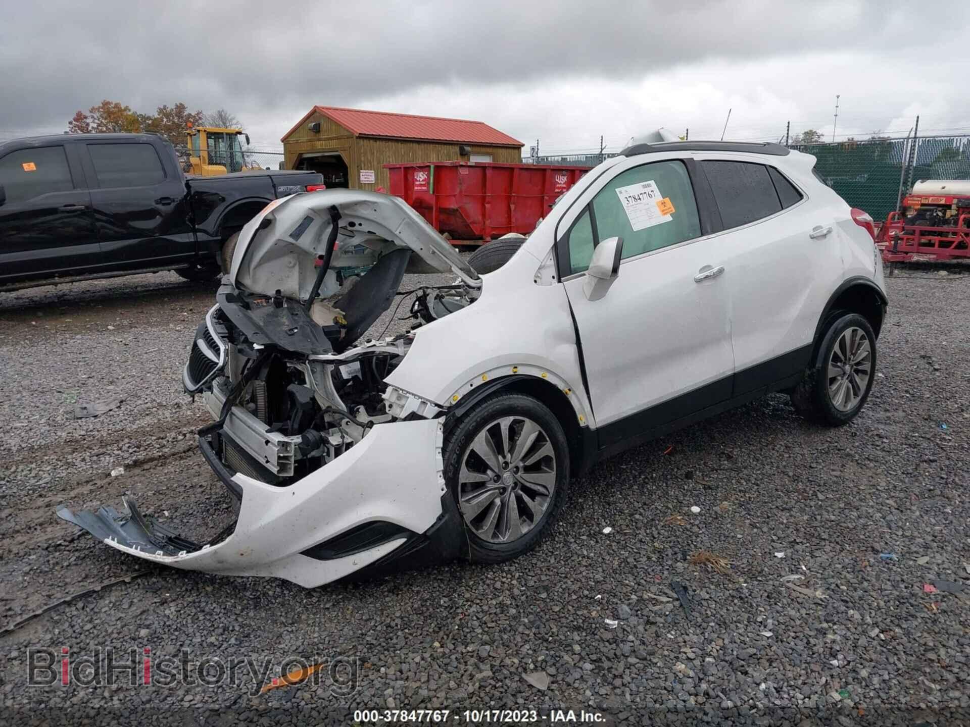 2020 BUICK ENCORE - VIN: KL4CJESB5LB002741 - Photo 2