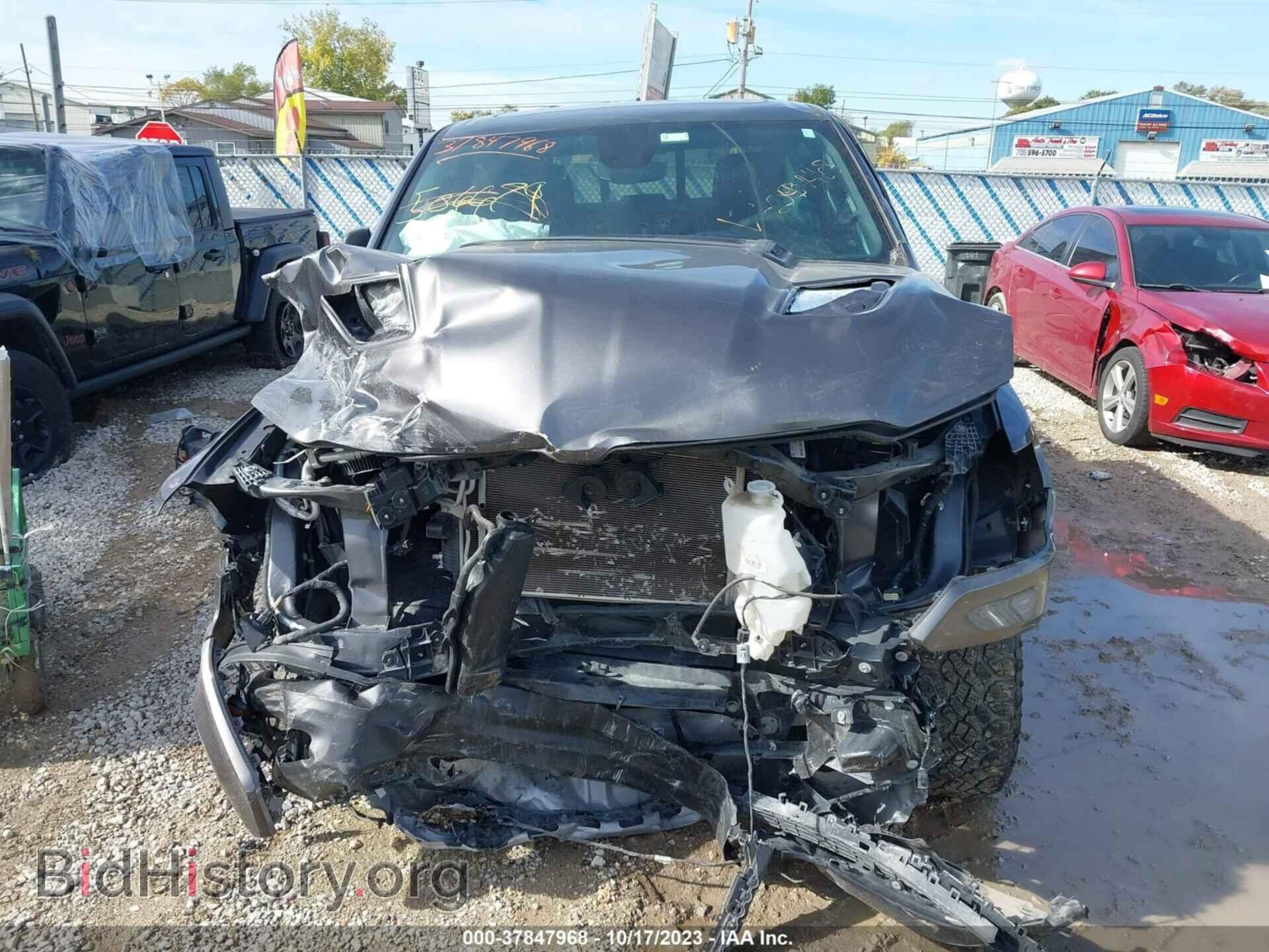 2020 RAM 1500 - VIN: 1C6SRFLT4LN234468 - Фото 13