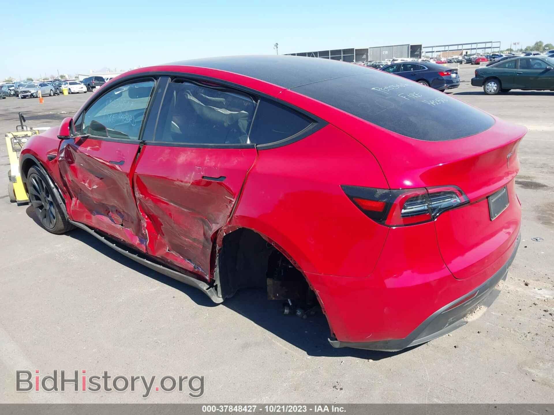 2023 TESLA MODEL Y - VIN: 7SAYGDEE0PF698747 - Фото 3