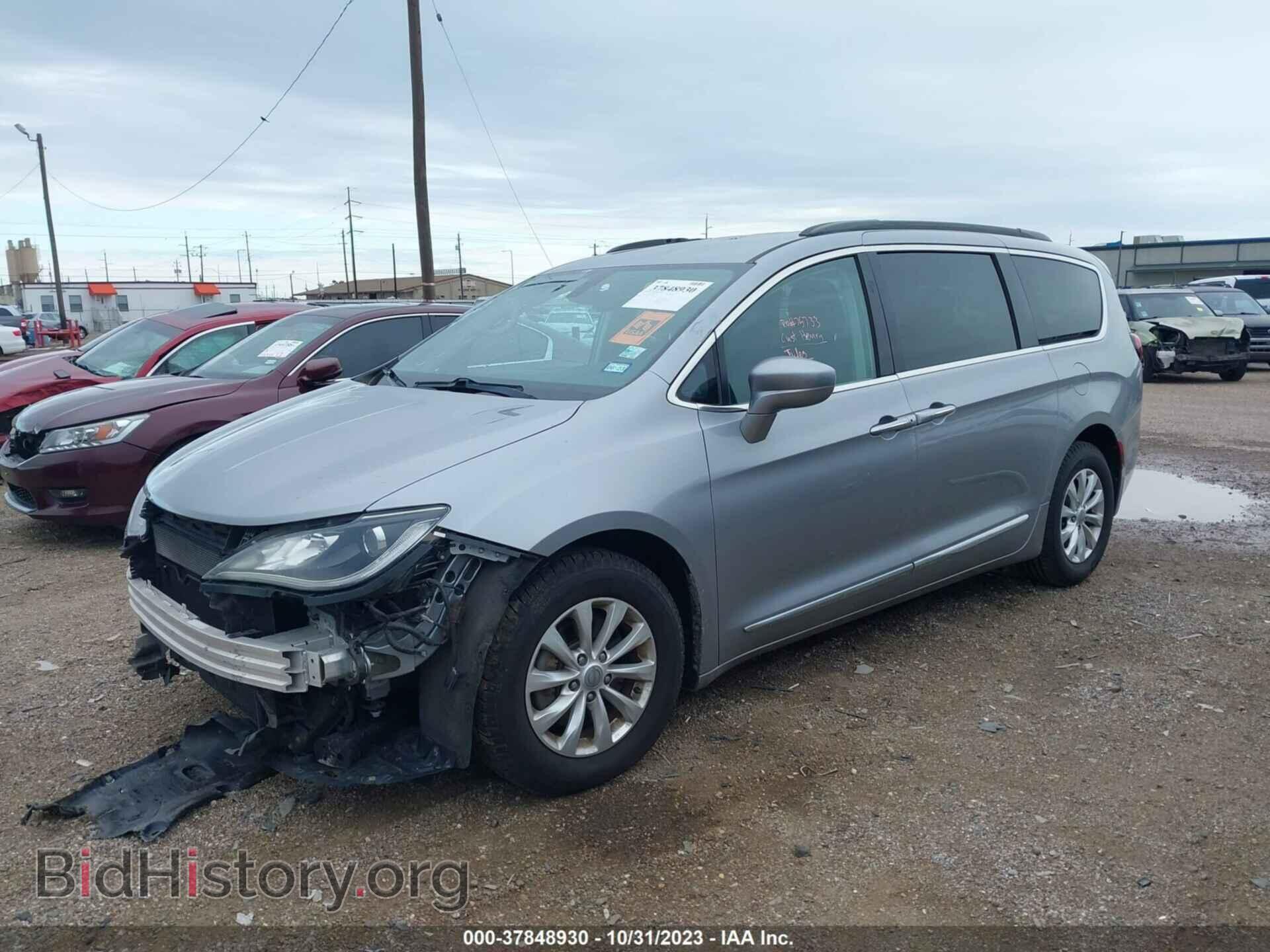 2017 CHRYSLER PACIFICA - VIN: 2C4RC1BG6HR517576 - Photo 2