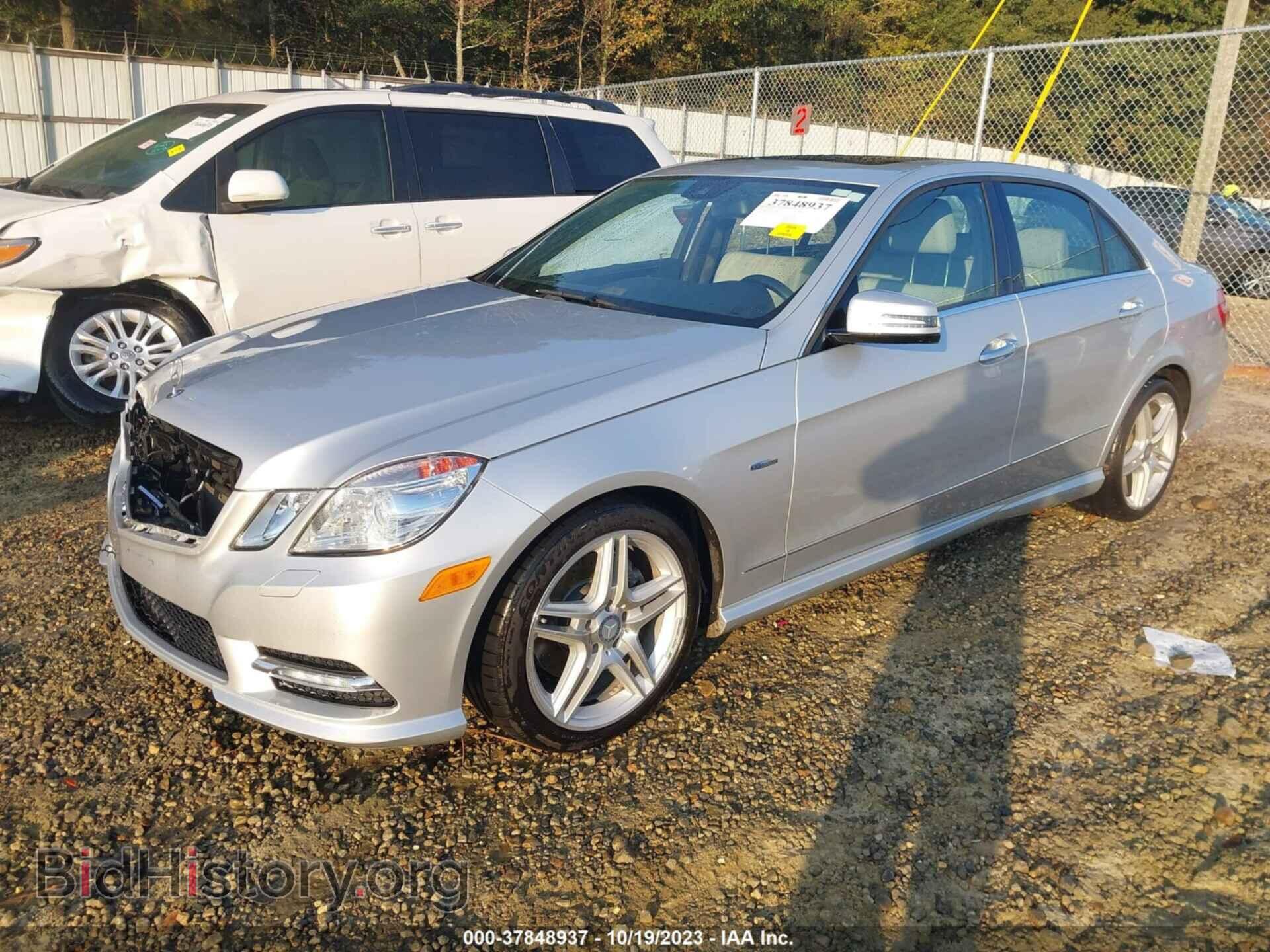 2012 MERCEDES-BENZ E-CLASS - VIN: WDDHF5KBXCA570119 - Фото 2