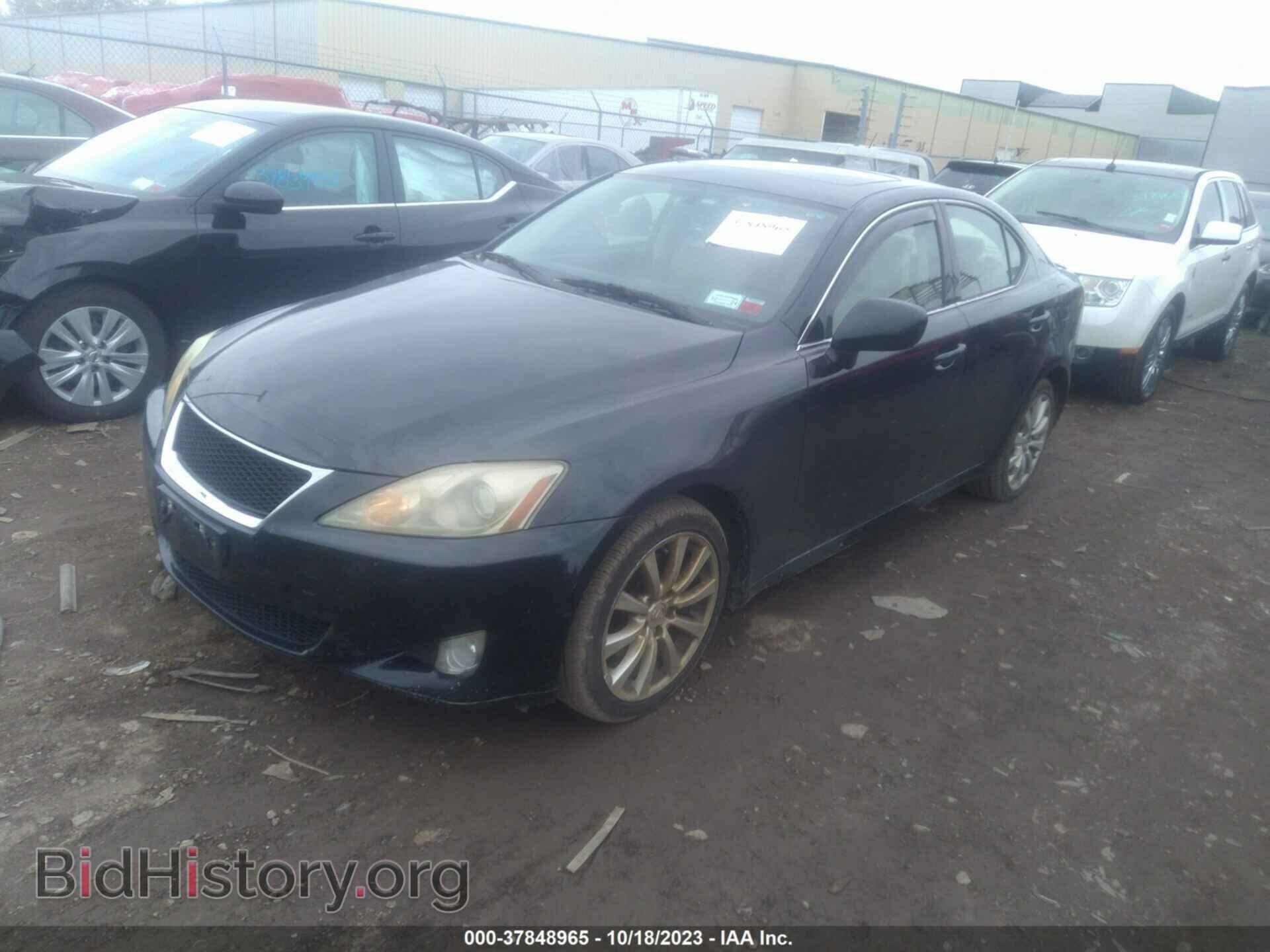 2008 LEXUS IS 250 - VIN: JTHCK262485027596 - Фото 2