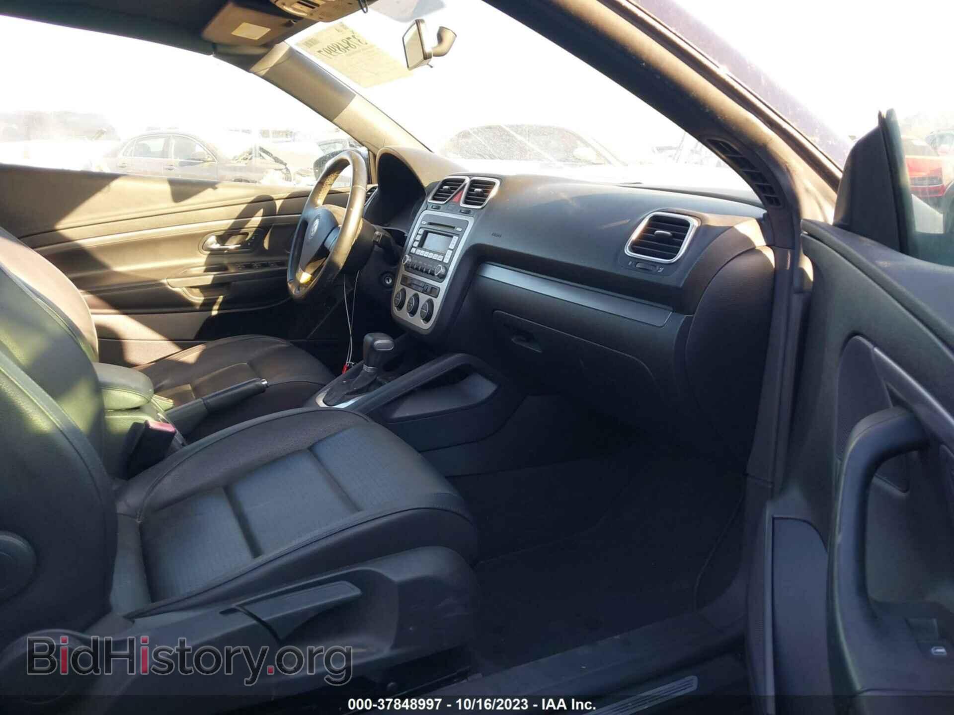 2009 VOLKSWAGEN EOS - VIN: WVWBA71F49V010998 - Фото 5