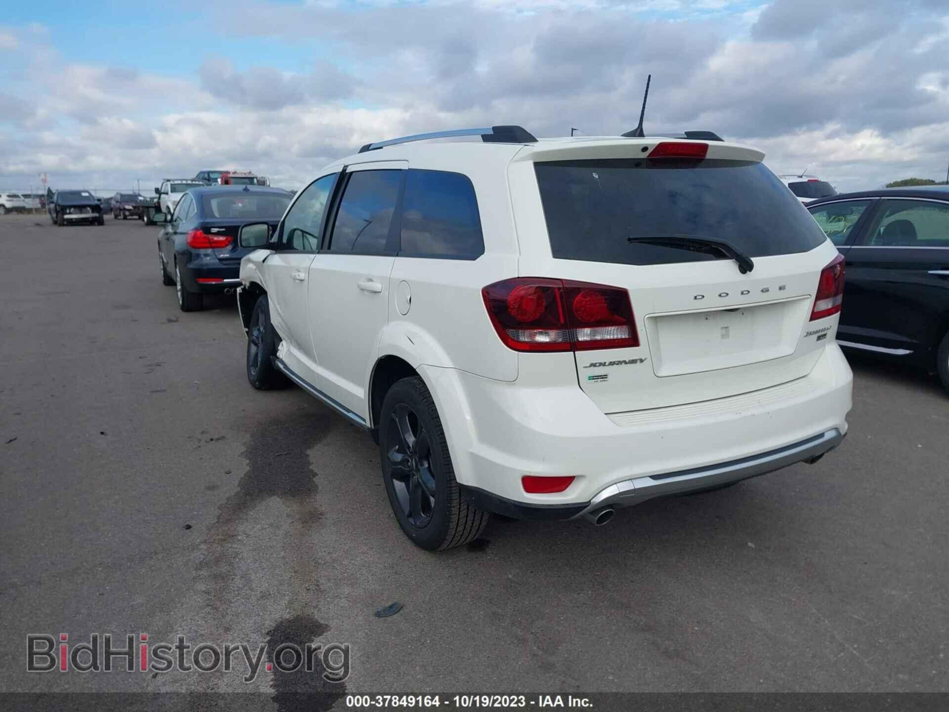 2019 DODGE JOURNEY - VIN: 3C4PDCGG5KT838408 - Фото 3