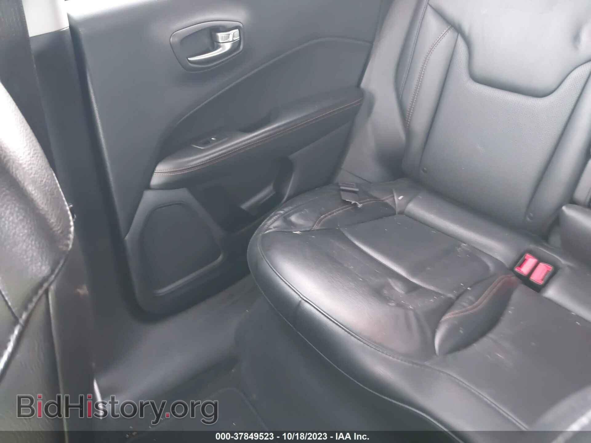 2019 JEEP COMPASS - VIN: 3C4NJDCB8KT806455 - Фото 8