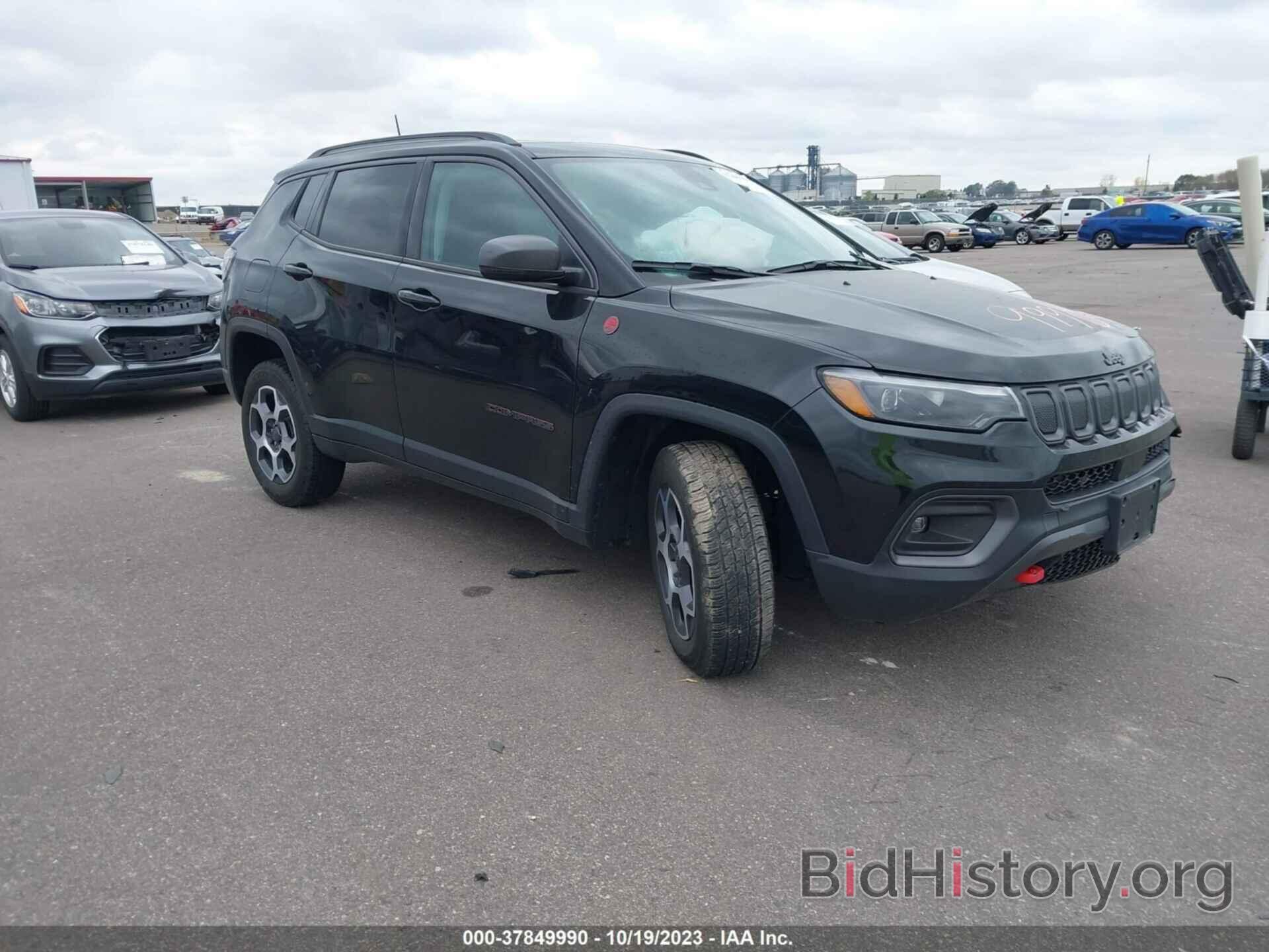 Photo 3C4NJDDB4NT107617 - JEEP COMPASS 2022