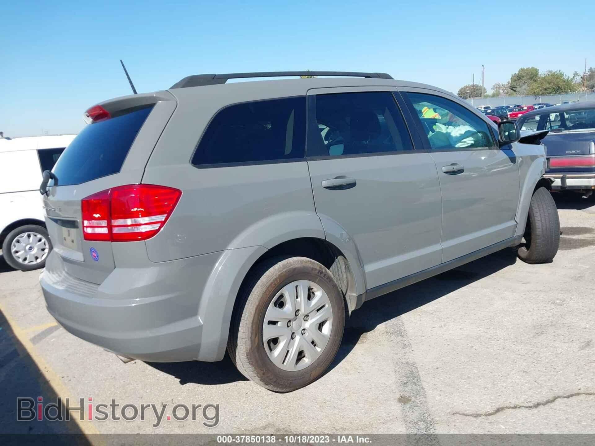 2019 DODGE JOURNEY - VIN: 3C4PDCAB8KT852946 - Фото 4