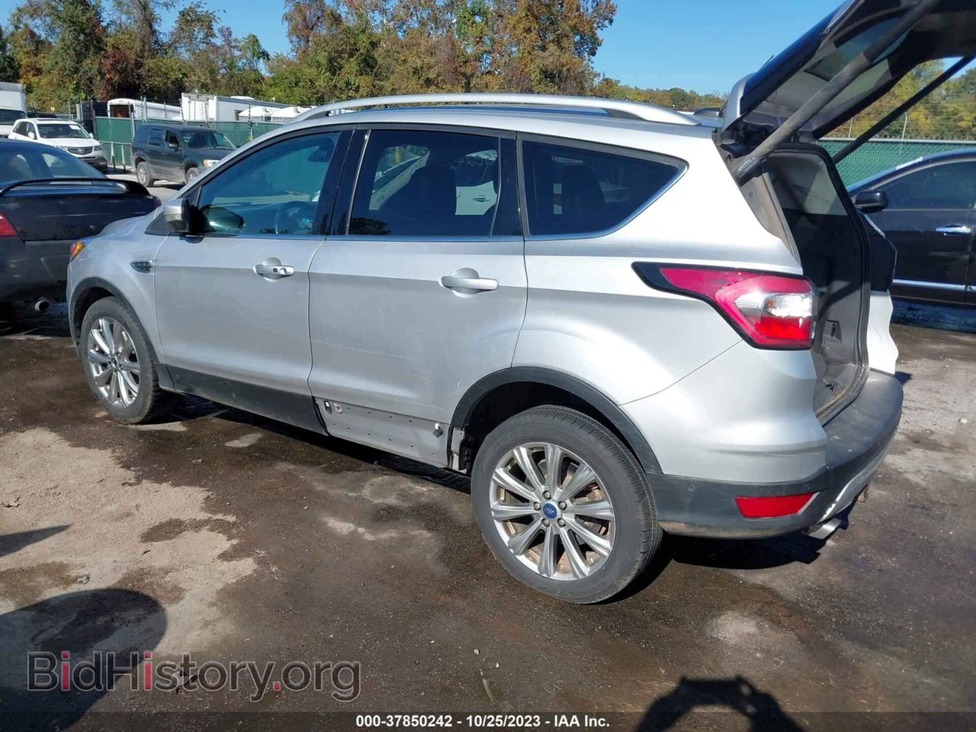 2017 FORD ESCAPE - VIN: 1FMCU0J91HUE32482 - Фото 3