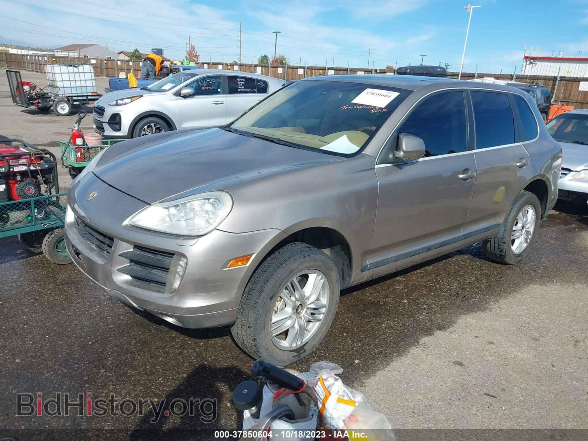 2009 PORSCHE CAYENNE - VIN: WP1AB29P49LA43549 - Фото 2