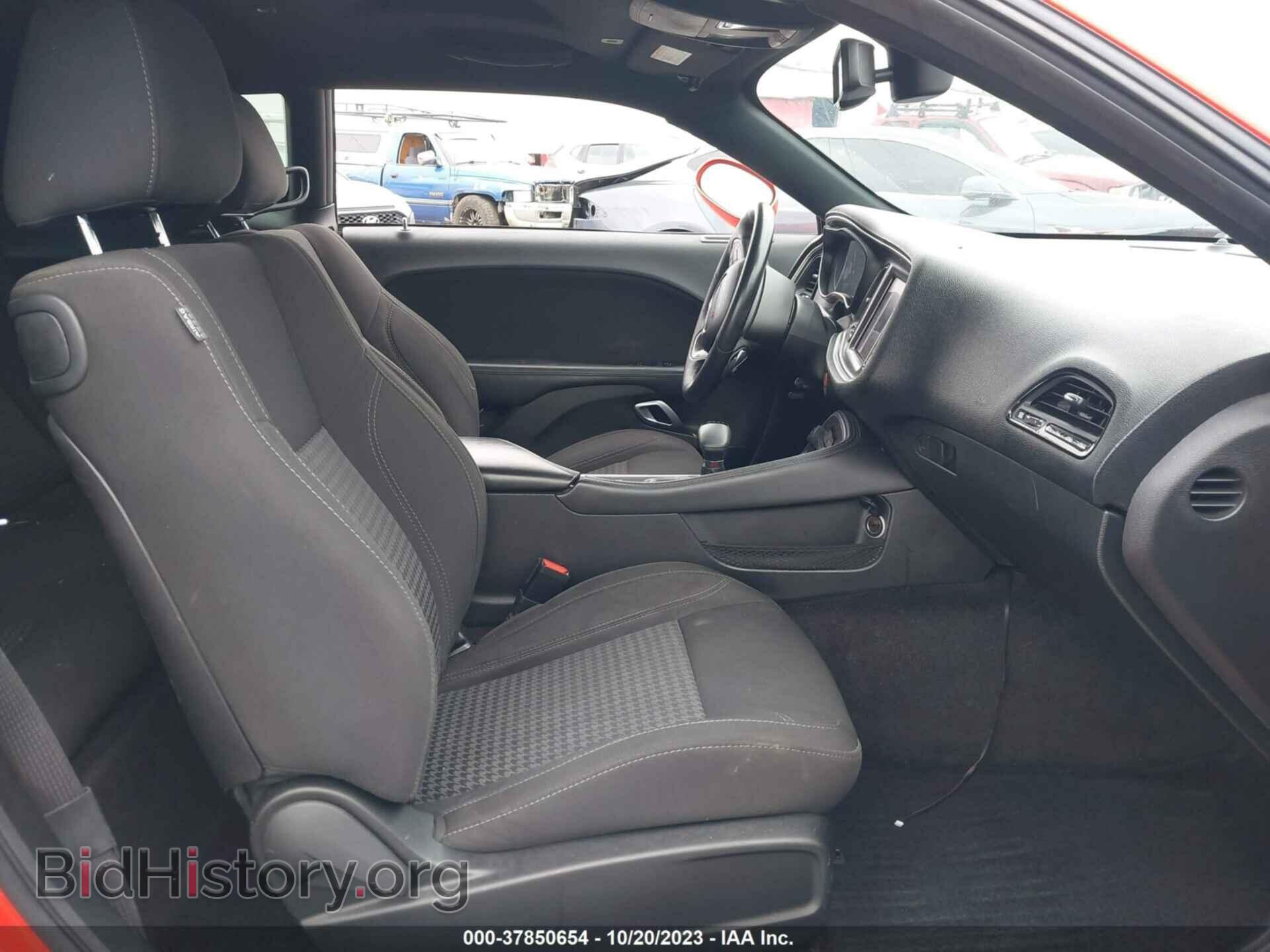 2018 DODGE CHALLENGER - VIN: 2C3CDZAG2JH112141 - Photo 5