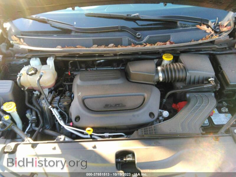2020 Chrysler PACIFICA (VIN 2C4RC1BG9LR209343) — photo 10 of 17