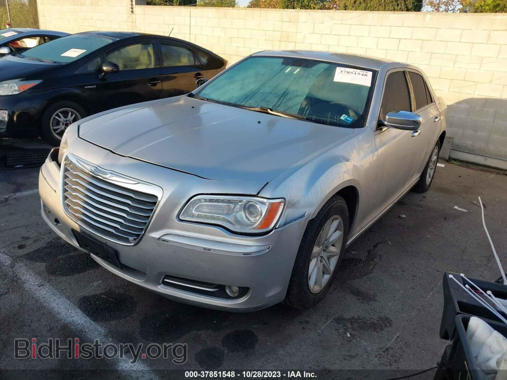 2012 CHRYSLER 300 - VIN: 2C3CCACG1CH221467 - Фото 2