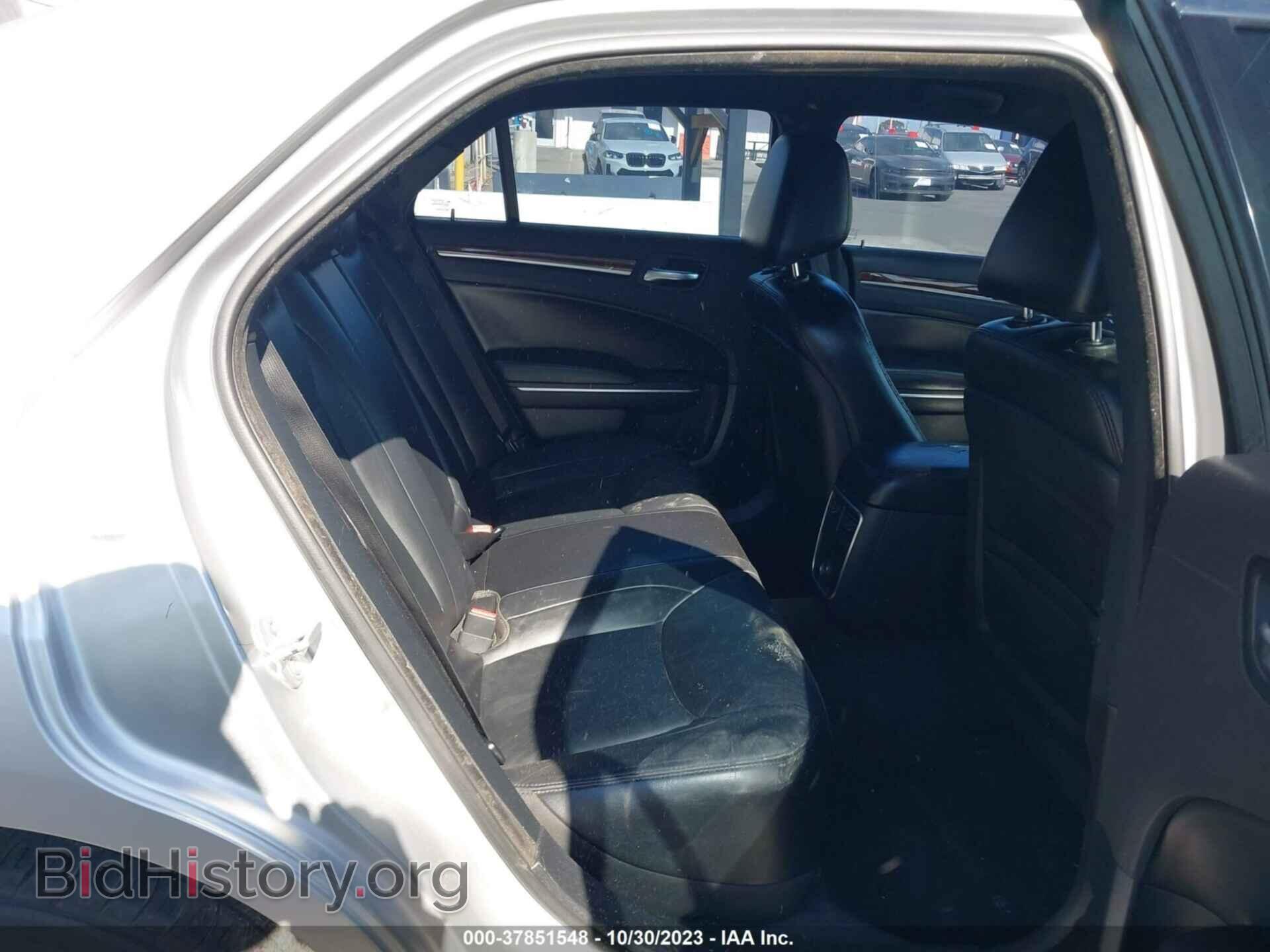 2012 CHRYSLER 300 - VIN: 2C3CCACG1CH221467 - Фото 8