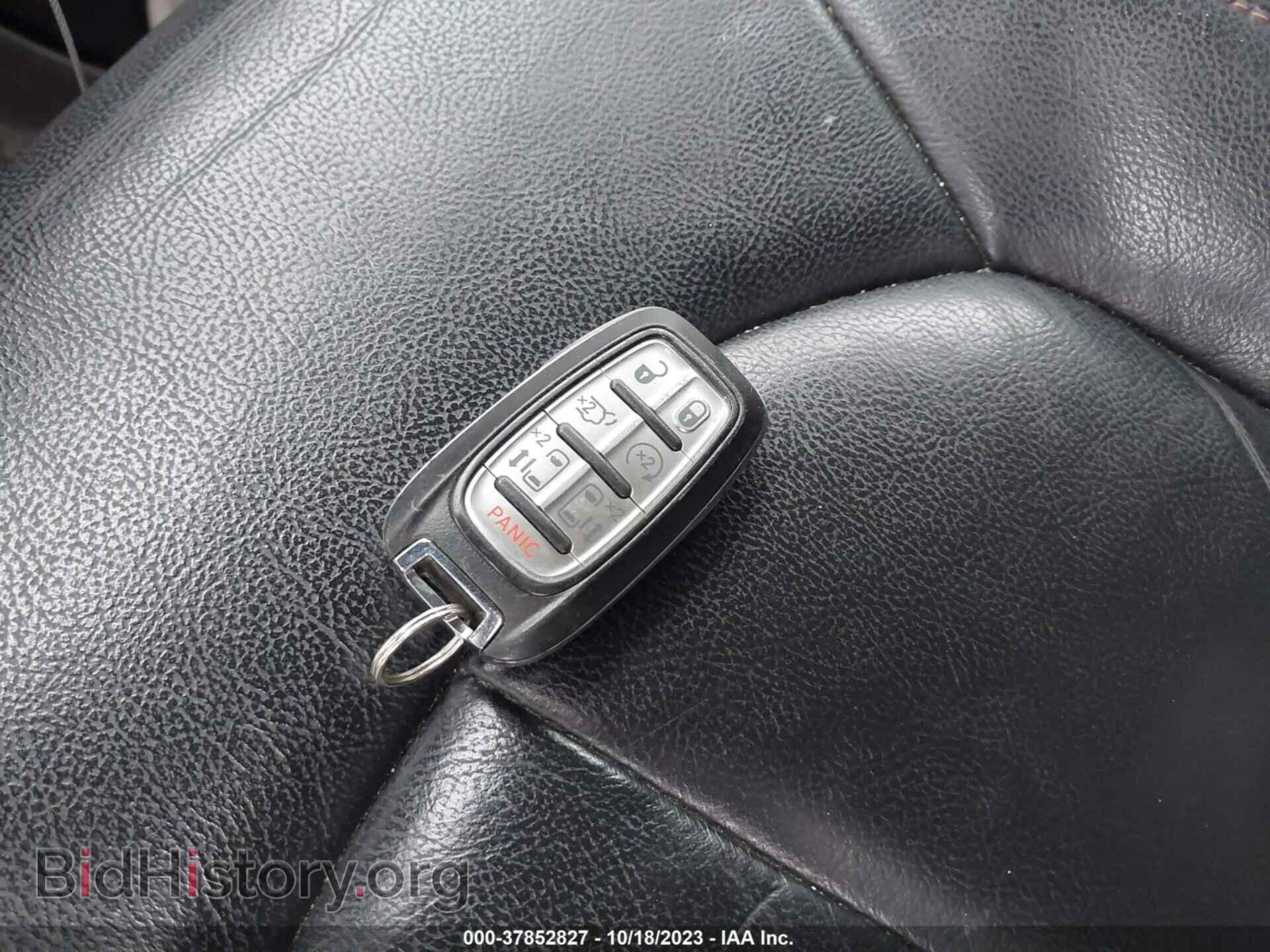 2017 CHRYSLER PACIFICA - VIN: 2C4RC1BG4HR810067 - Фото 11