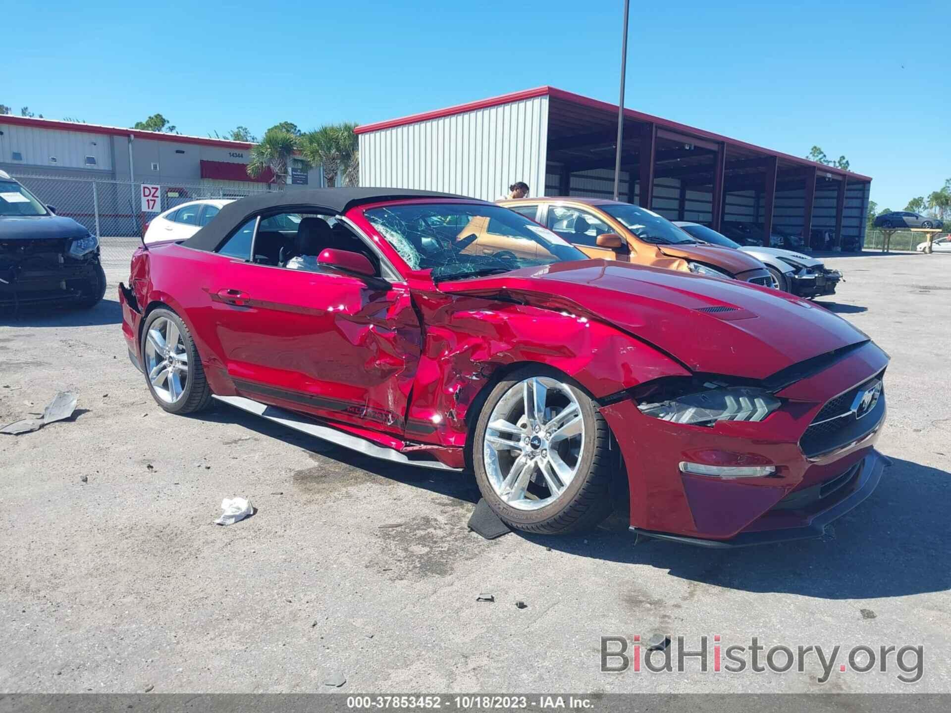 Photo 1FATP8UH6J5126090 - FORD MUSTANG 2018