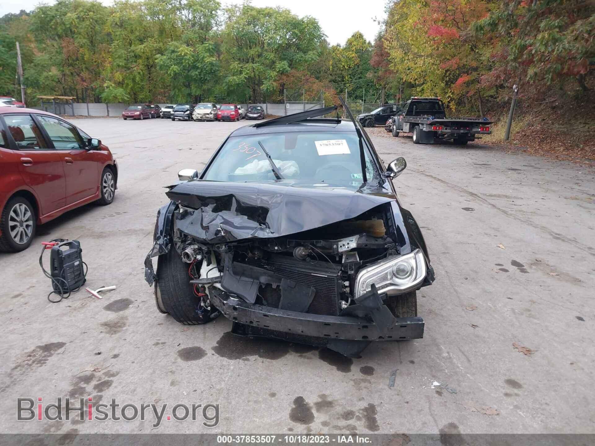 2017 CHRYSLER 300 - VIN: 2C3CCAEG0HH552139 - Фото 13