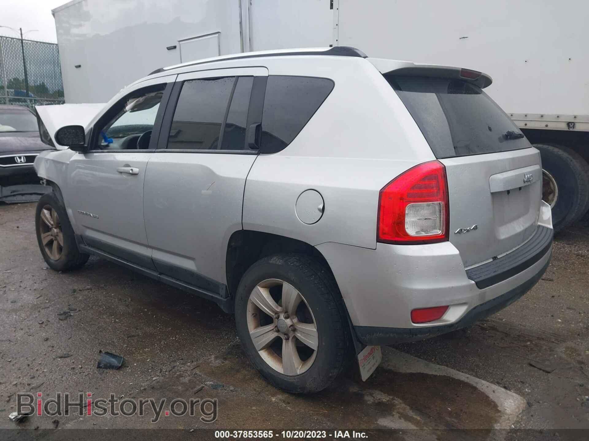 2011 JEEP COMPASS - VIN: 1J4NF1FB7BD159235 - Photo 3