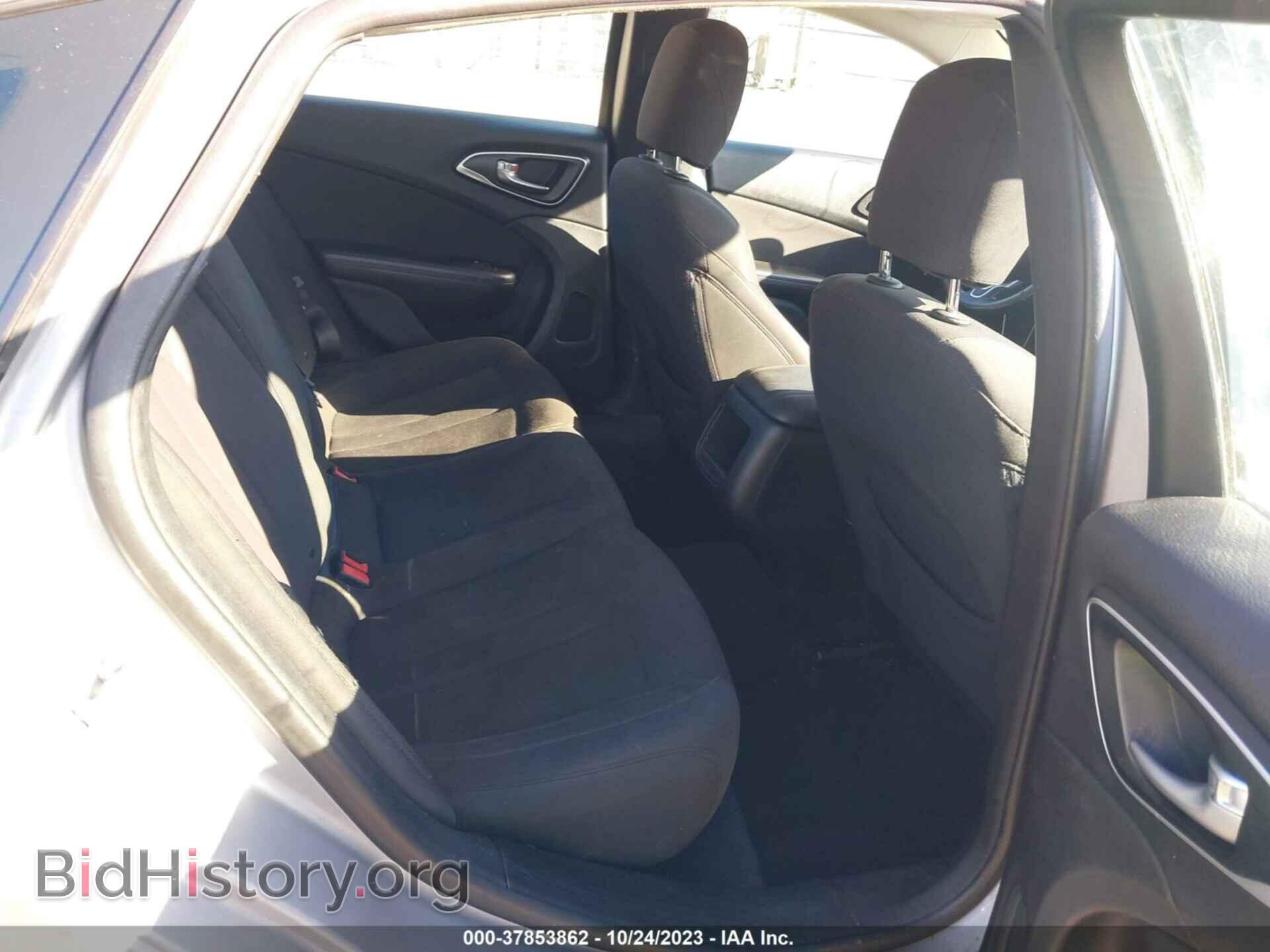 2015 CHRYSLER 200 - VIN: 1C3CCCAB0FN591341 - Фото 8