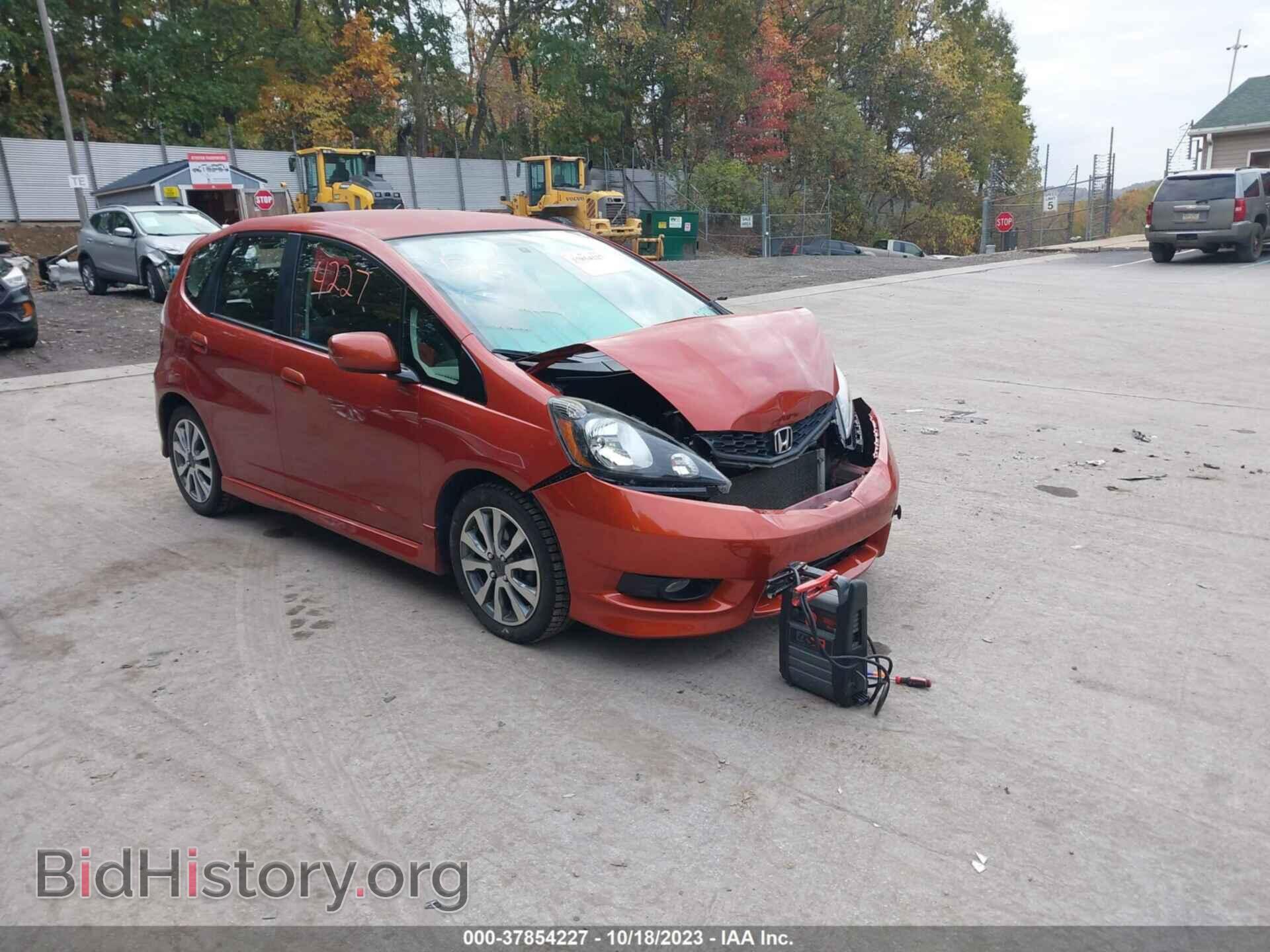 Фотография JHMGE8H58CC003647 - HONDA FIT 2012
